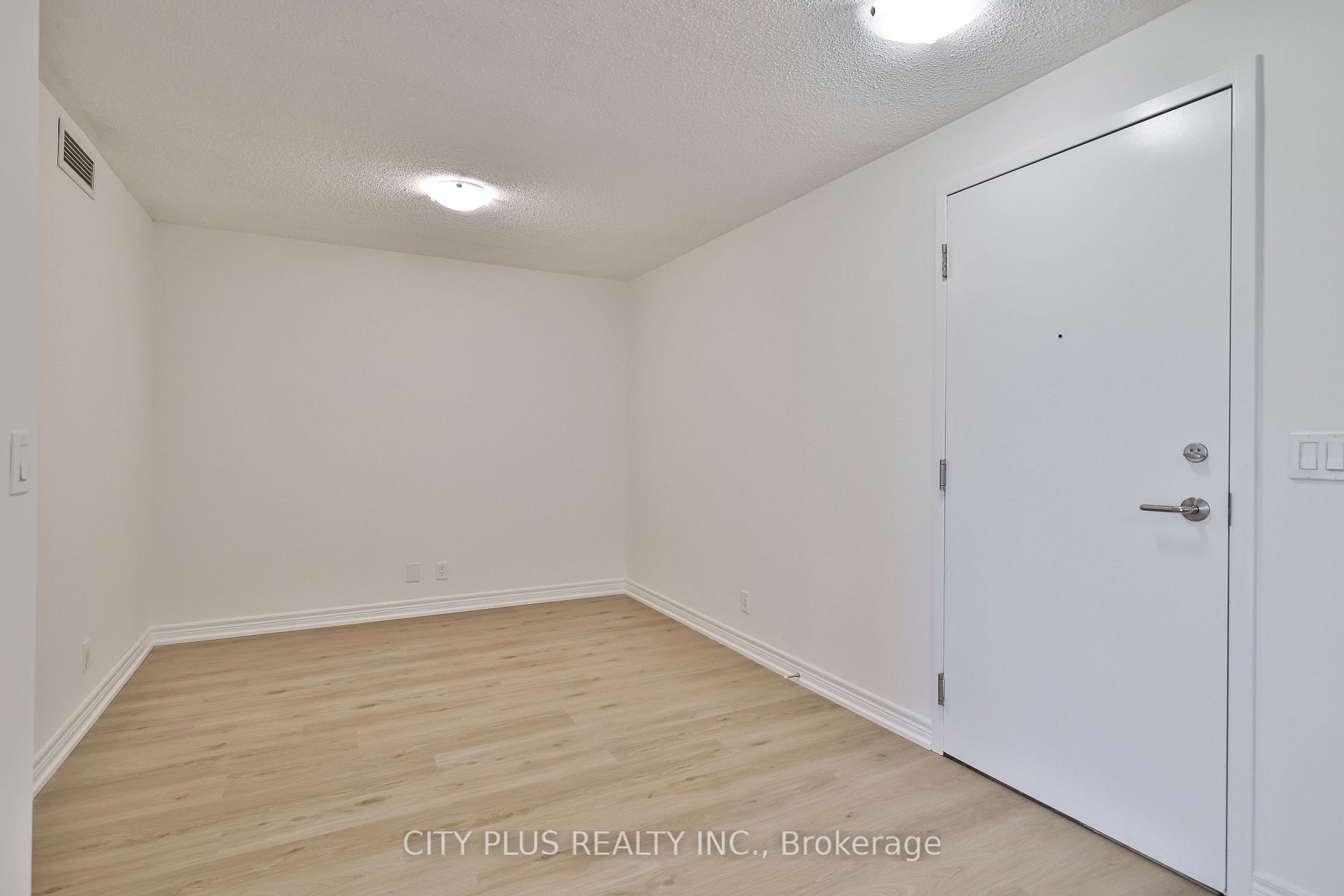 Photo 17 of Unit 612, 33 Cox Boulevard, Markham, Unionville — HOMEH