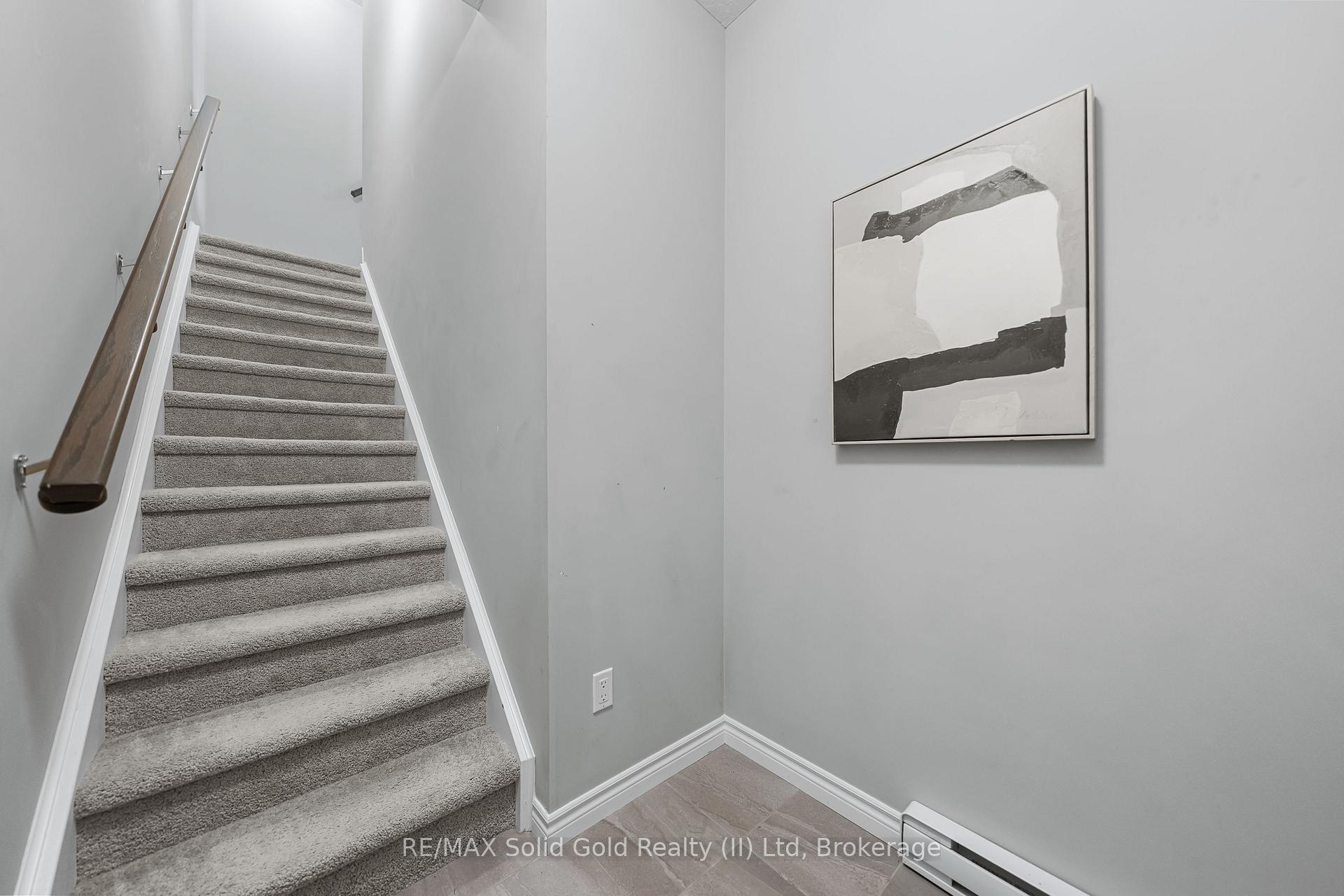 Photo 6 of Unit 20, 408 Guelph Avenue, Cambridge — HOMEH