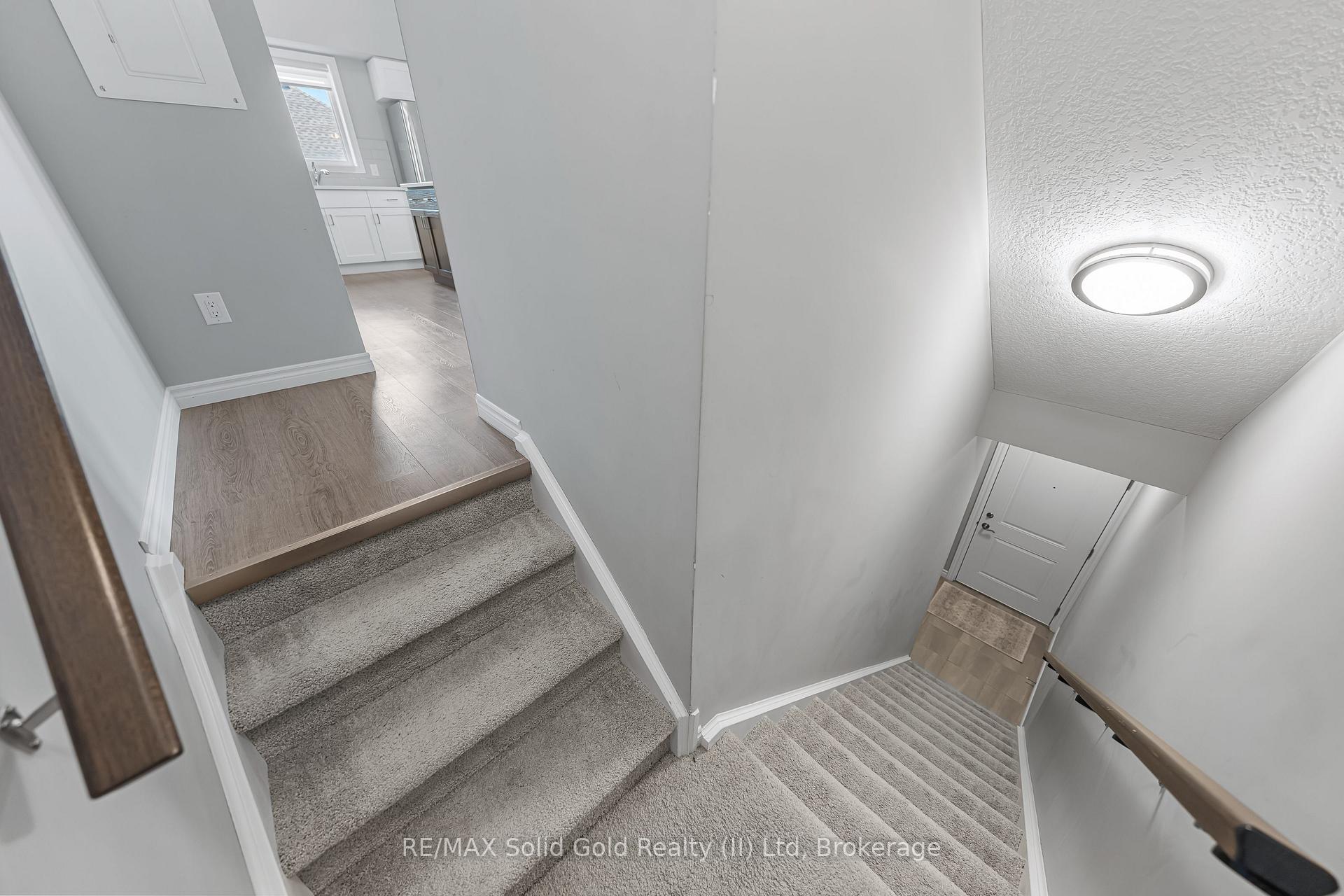 Photo 7 of Unit 20, 408 Guelph Avenue, Cambridge — HOMEH