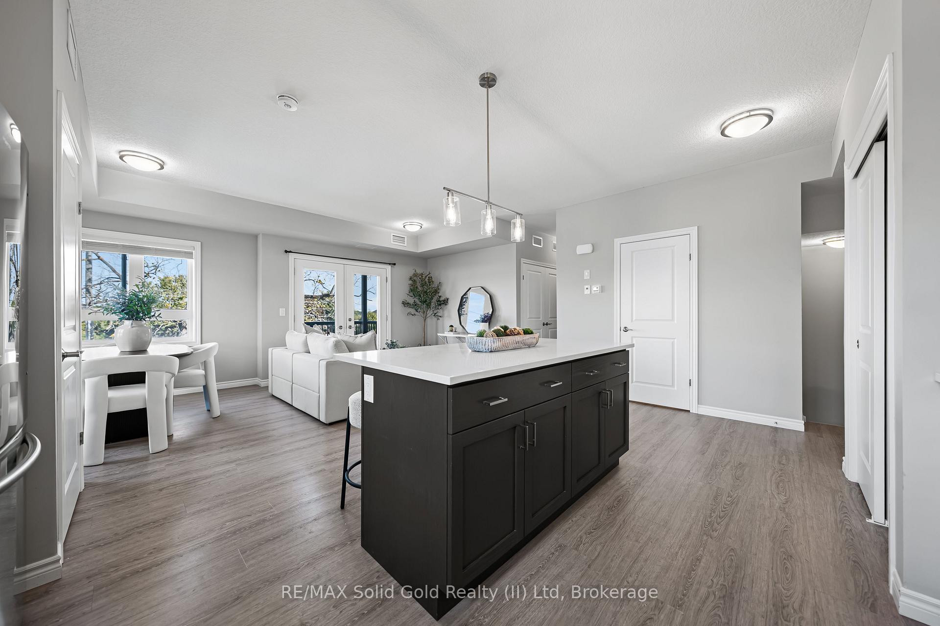 Photo 16 of Unit 20, 408 Guelph Avenue, Cambridge — HOMEH