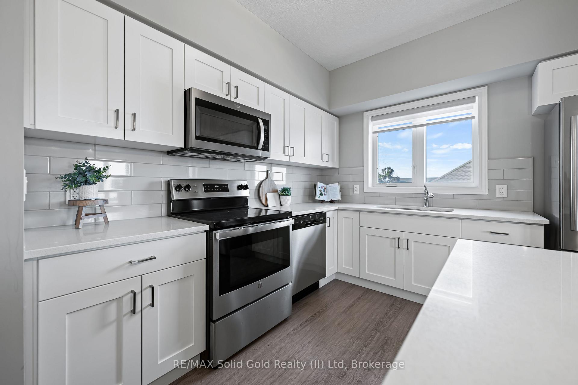 Photo 33 of Unit 20, 408 Guelph Avenue, Cambridge — HOMEH