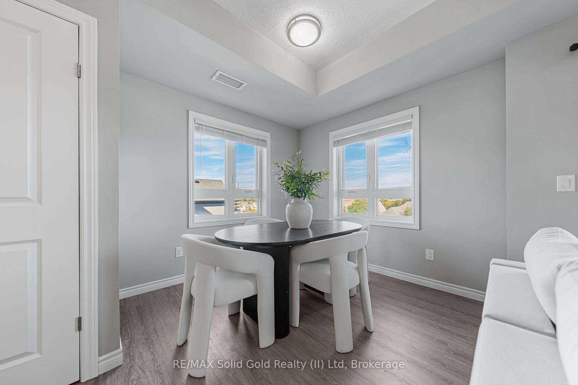 Photo 37 of Unit 20, 408 Guelph Avenue, Cambridge — HOMEH