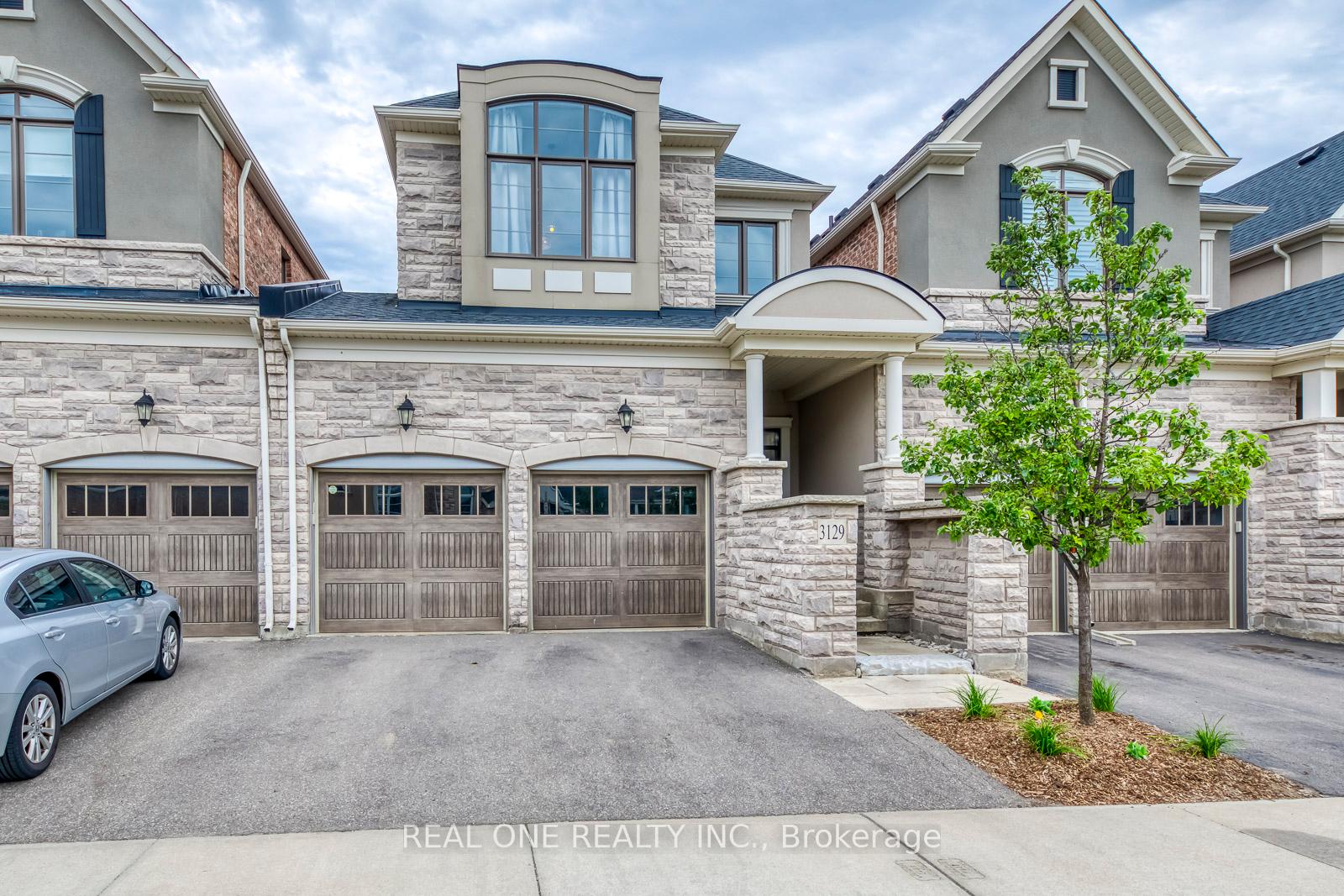 Front of 3129 Riverpath Common