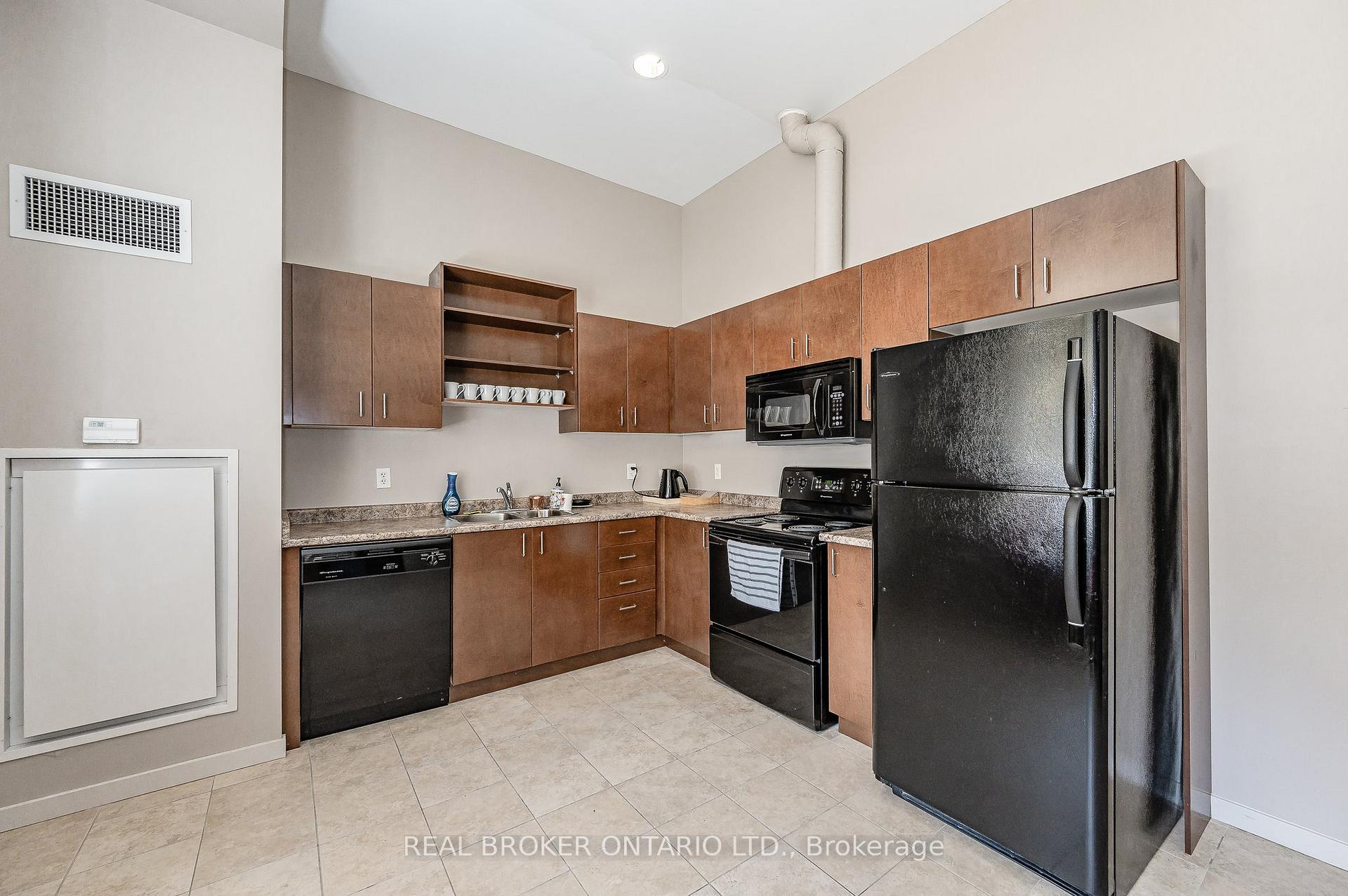 Photo 39 of Unit 128, 404 King Street W, Kitchener — HOMEH