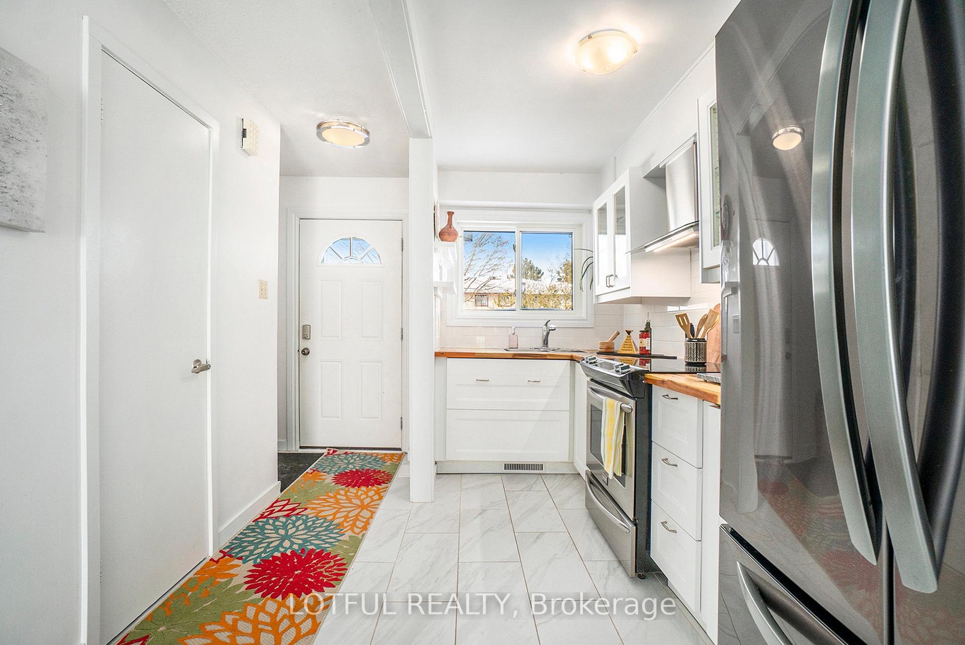 Photo 24 of 4020 Eady Court, Ottawa, Cyrville — HOMEH