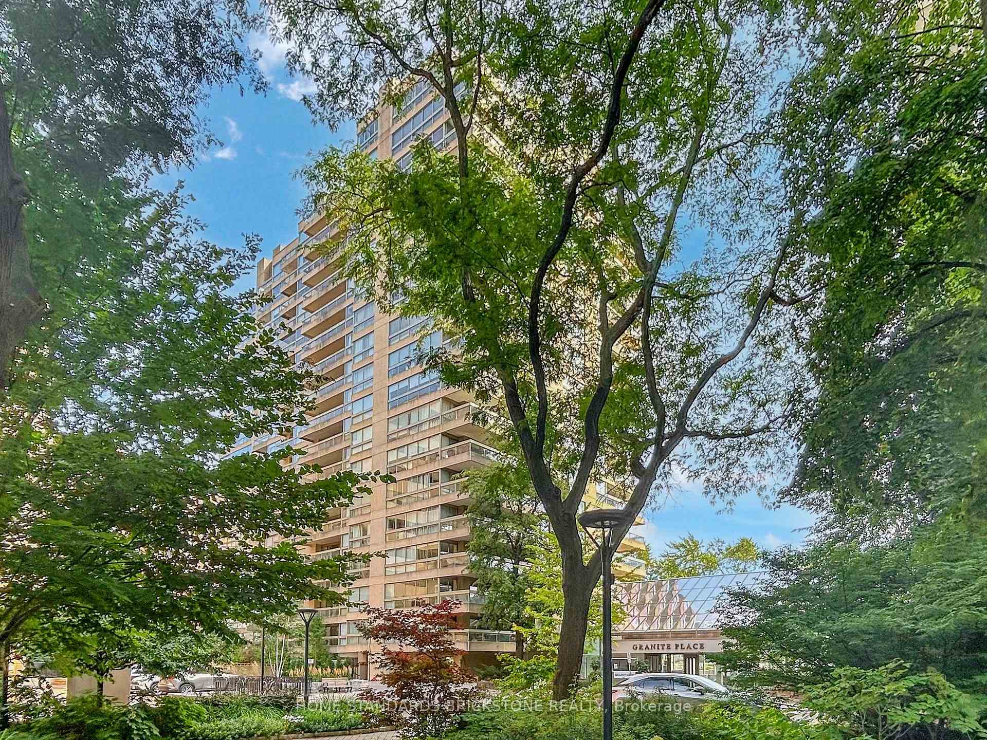 Front of Unit 1102, 61 St Clair Avenue W