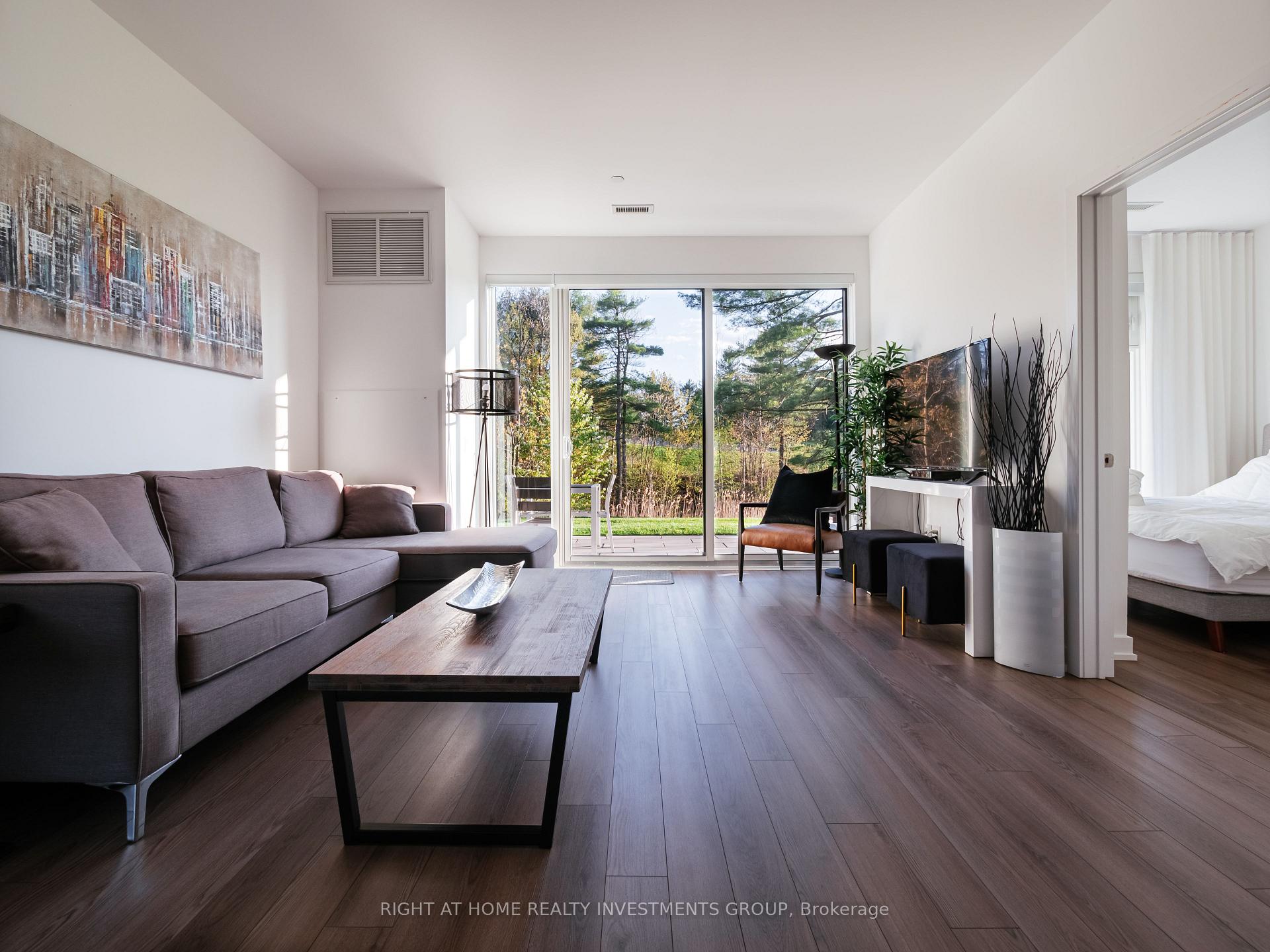 Photo 10 of Unit 114, 120 Carrick Trail, Gravenhurst, Muskoka (S) — HOMEH