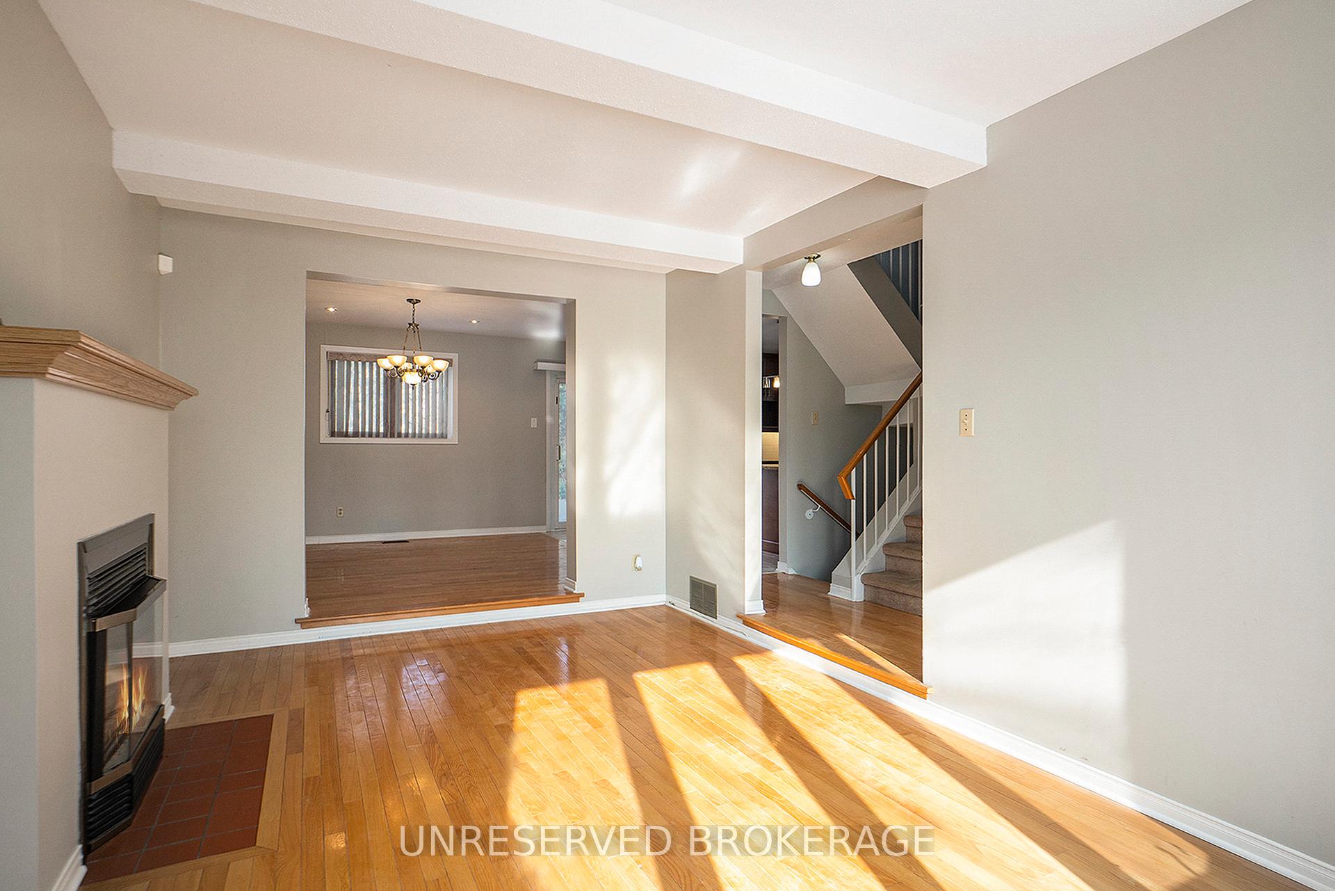 Photo 20 of 1453 Eastcliffe Way, Ottawa, Pineview — HOMEH