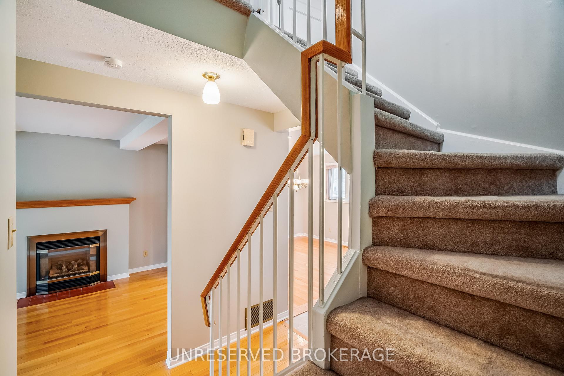Photo 24 of 1453 Eastcliffe Way, Ottawa, Pineview — HOMEH