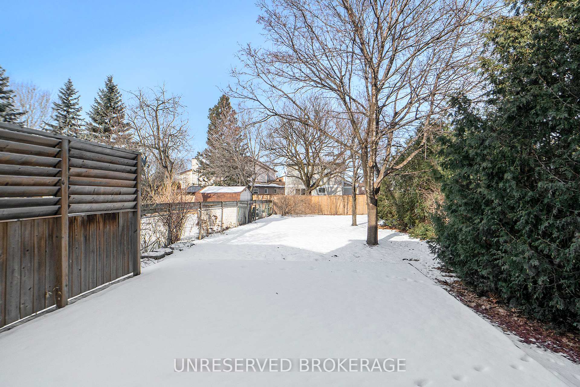 Photo 32 of 1453 Eastcliffe Way, Ottawa, Pineview — HOMEH
