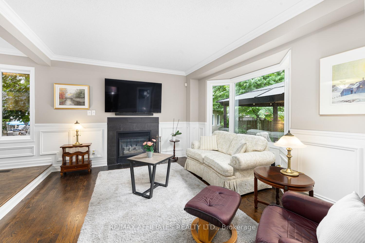 Photo 11 of 24 James Long Court, Ottawa, Barrhaven - Longfields — HOMEH