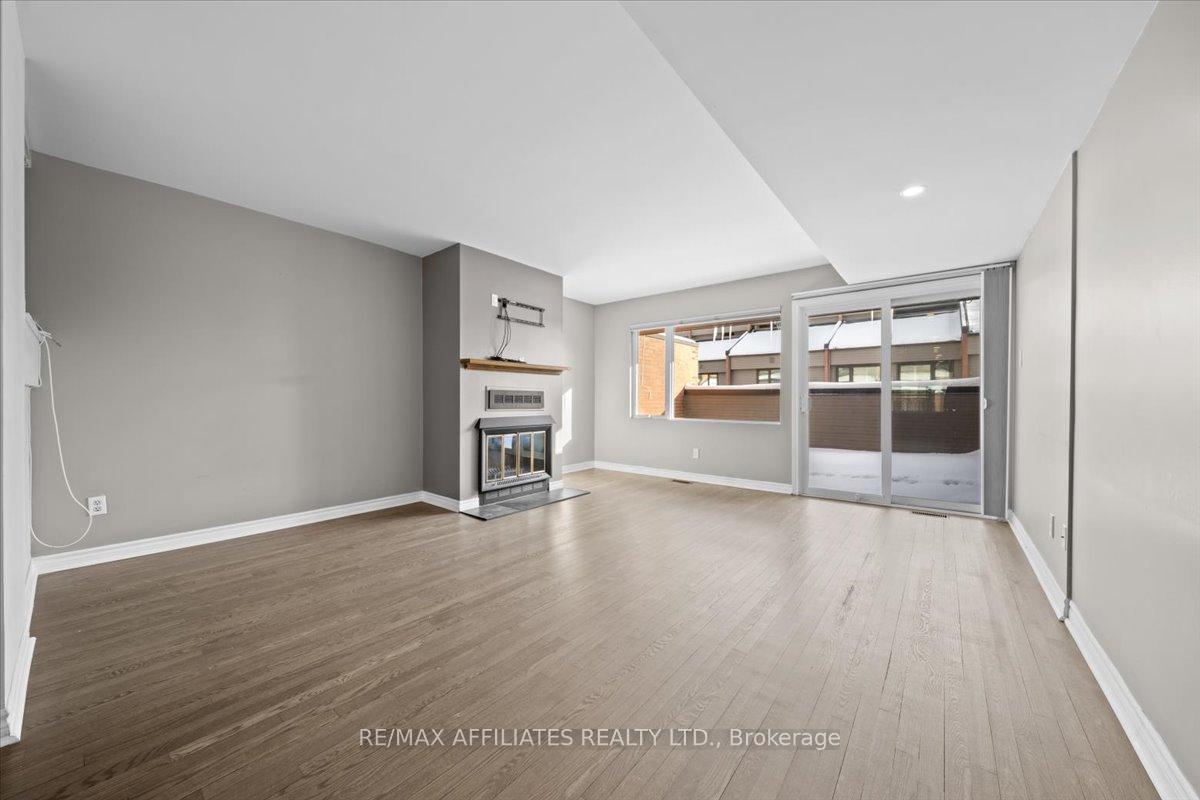 Photo 7 of Unit 32, 39 Putman Avenue, Ottawa, Lindenlea — HOMEH