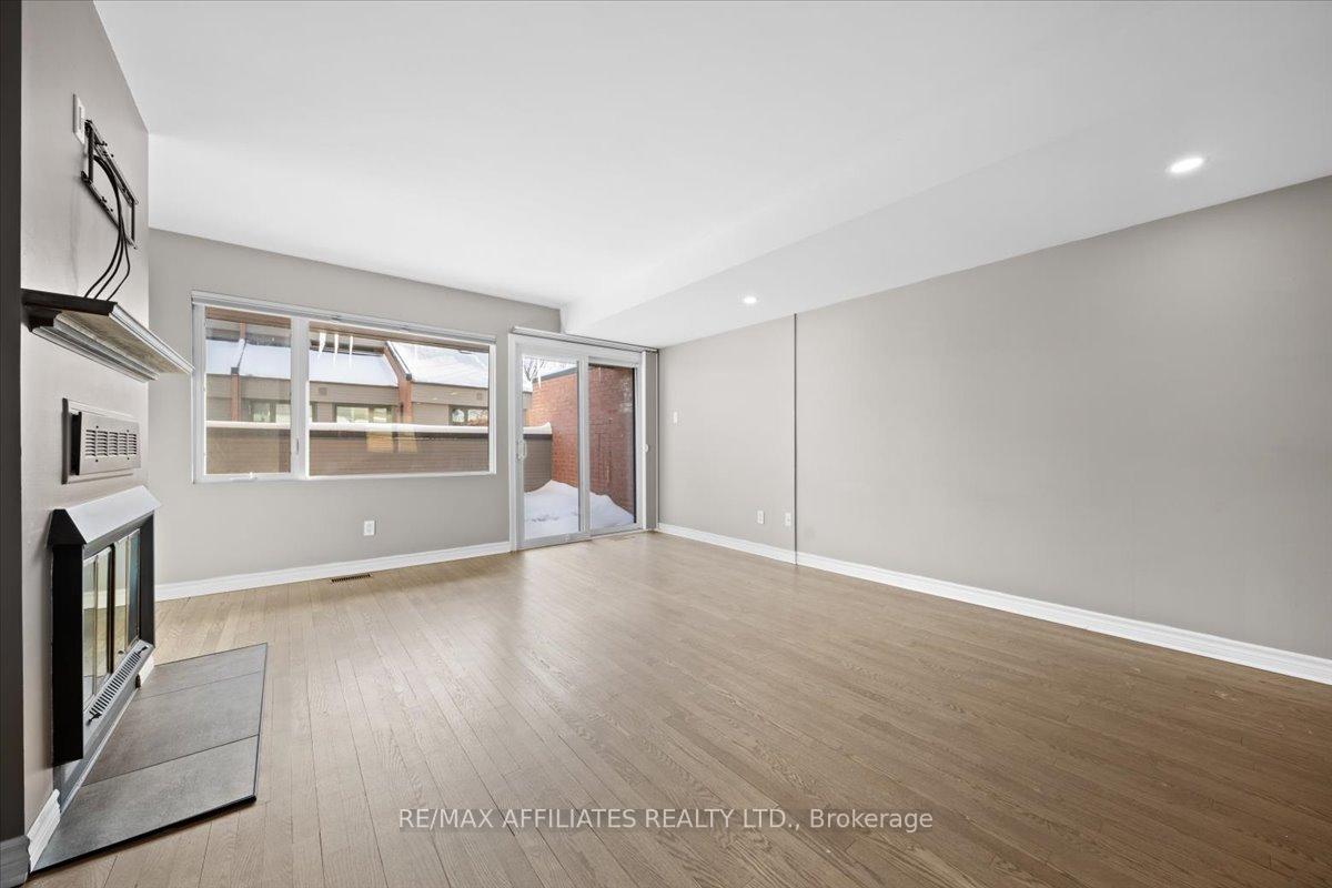 Photo 10 of Unit 32, 39 Putman Avenue, Ottawa, Lindenlea — HOMEH