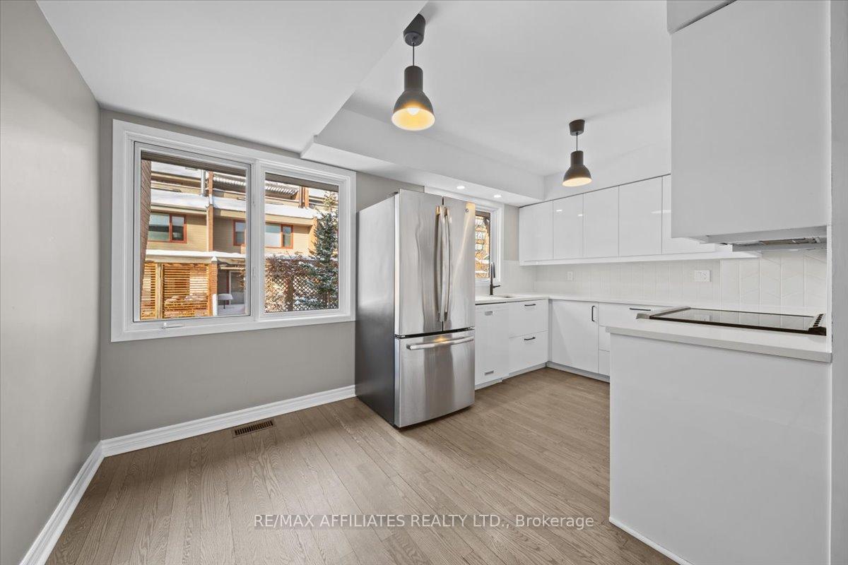 Photo 12 of Unit 32, 39 Putman Avenue, Ottawa, Lindenlea — HOMEH