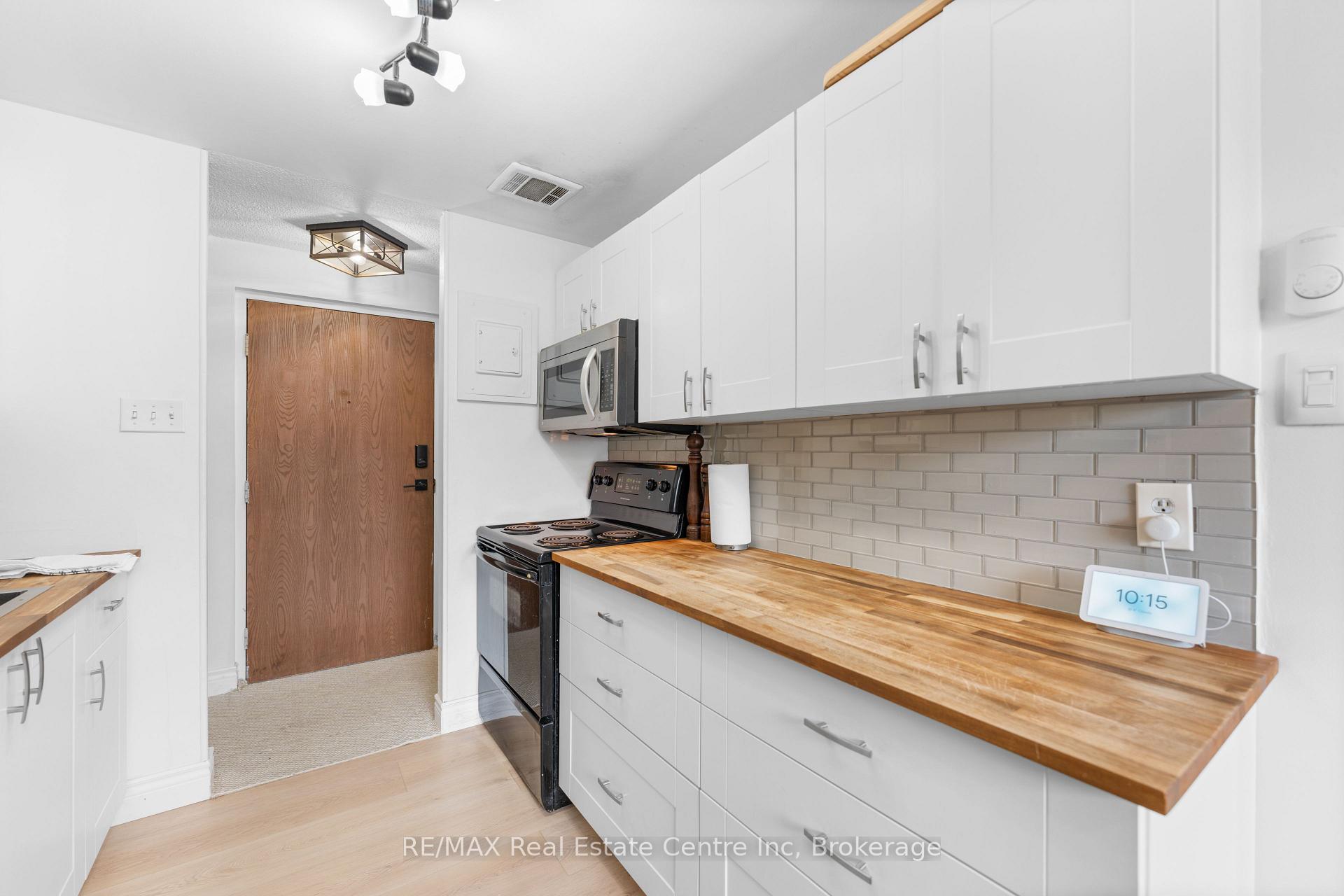 Photo 11 of Unit 305, 4 Avalon Place, Kitchener — HOMEH