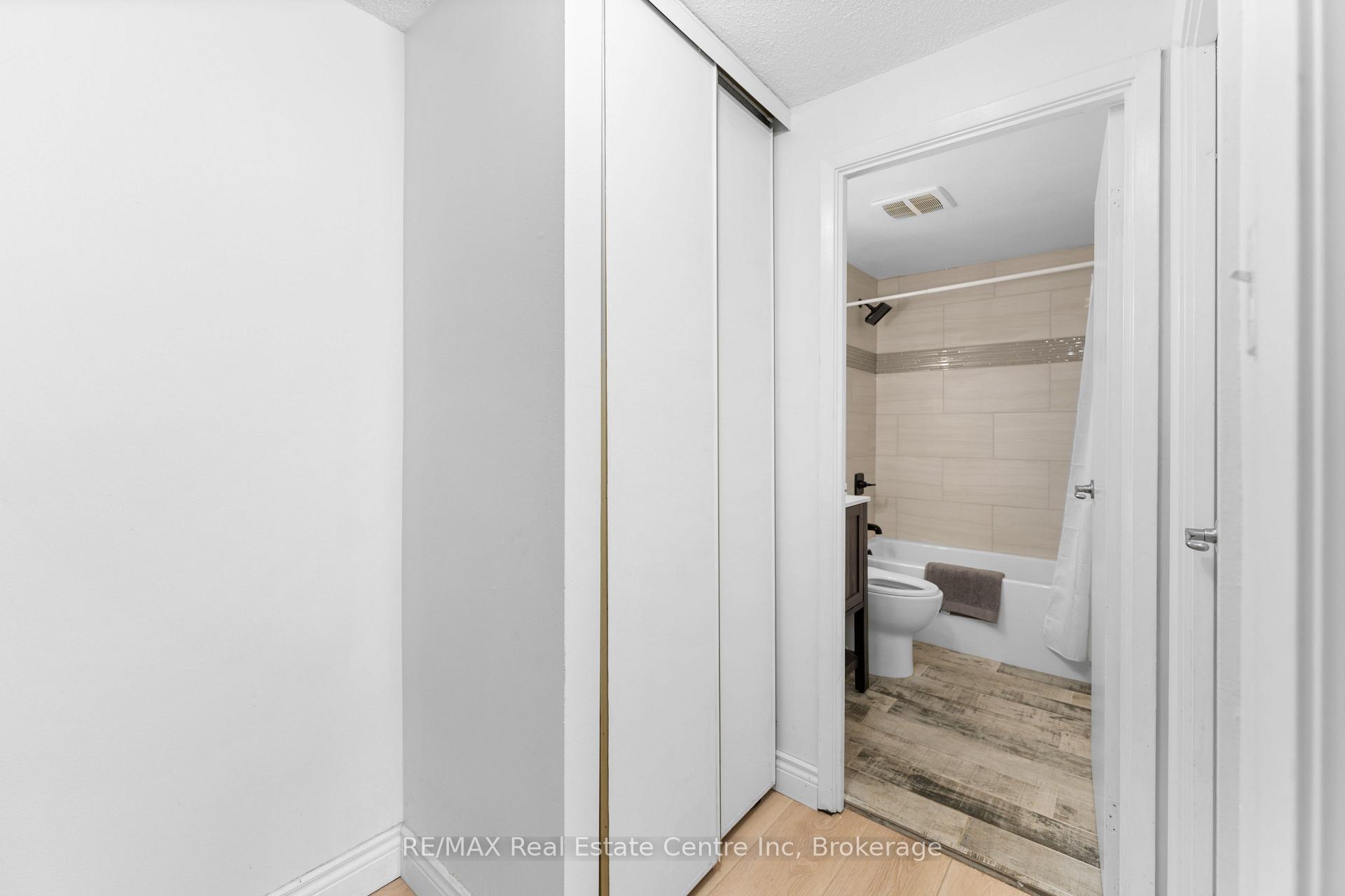 Photo 25 of Unit 305, 4 Avalon Place, Kitchener — HOMEH