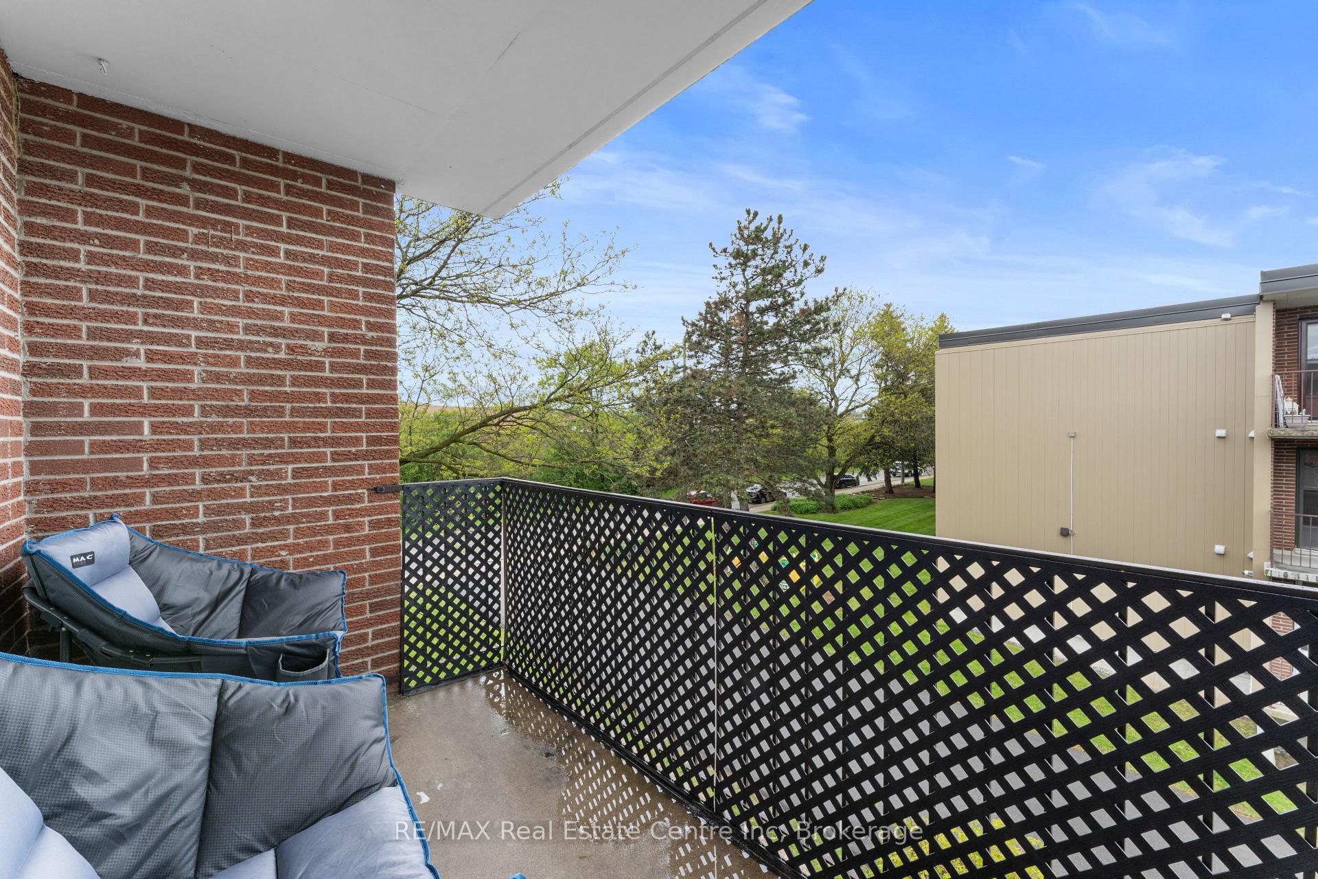 Photo 30 of Unit 305, 4 Avalon Place, Kitchener — HOMEH