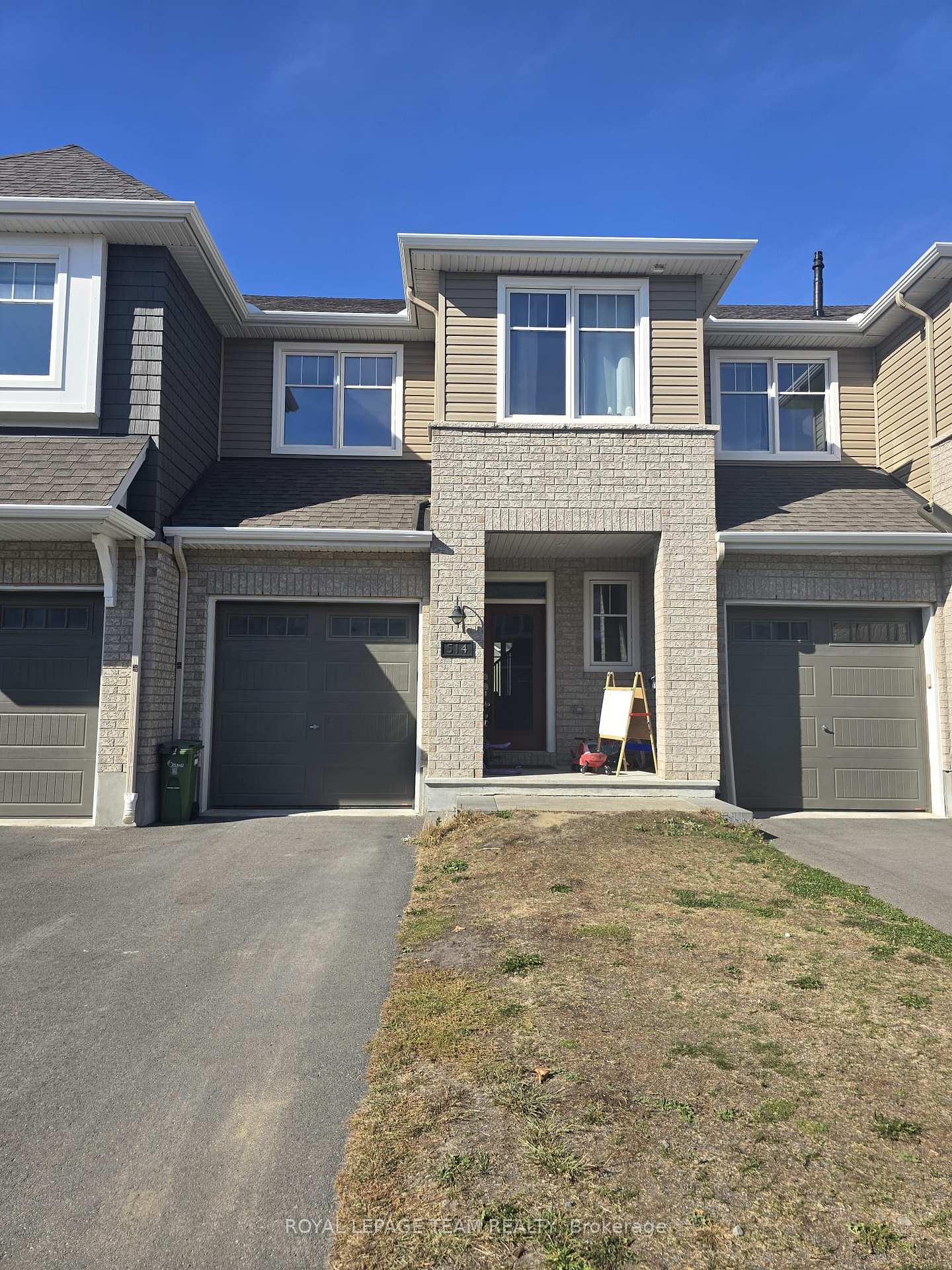 Photo 1 of 514 Sonmarg Crescent, Ottawa, Barrhaven - Half Moon Bay — HOMEH