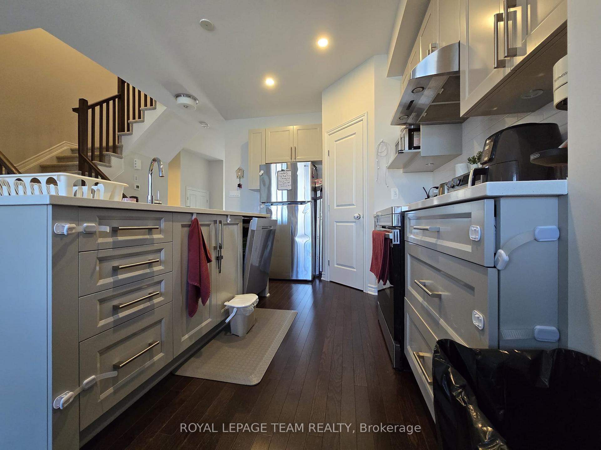 Photo 8 of 514 Sonmarg Crescent, Ottawa, Barrhaven - Half Moon Bay — HOMEH