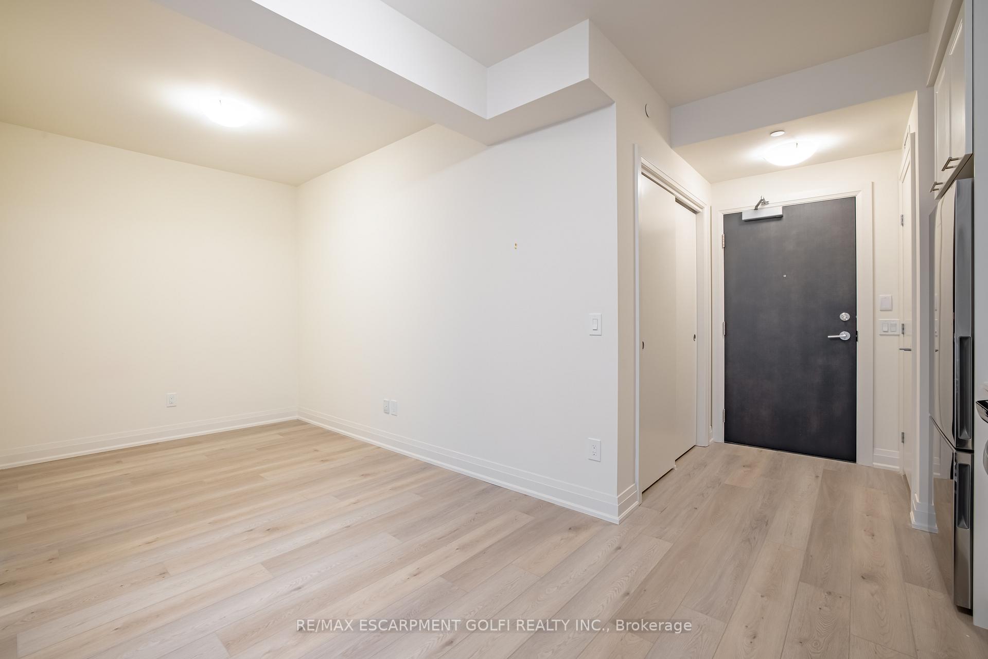 Photo 5 of Unit 310, 385 Winston Road, Grimsby, Grimsby Beach — HOMEH