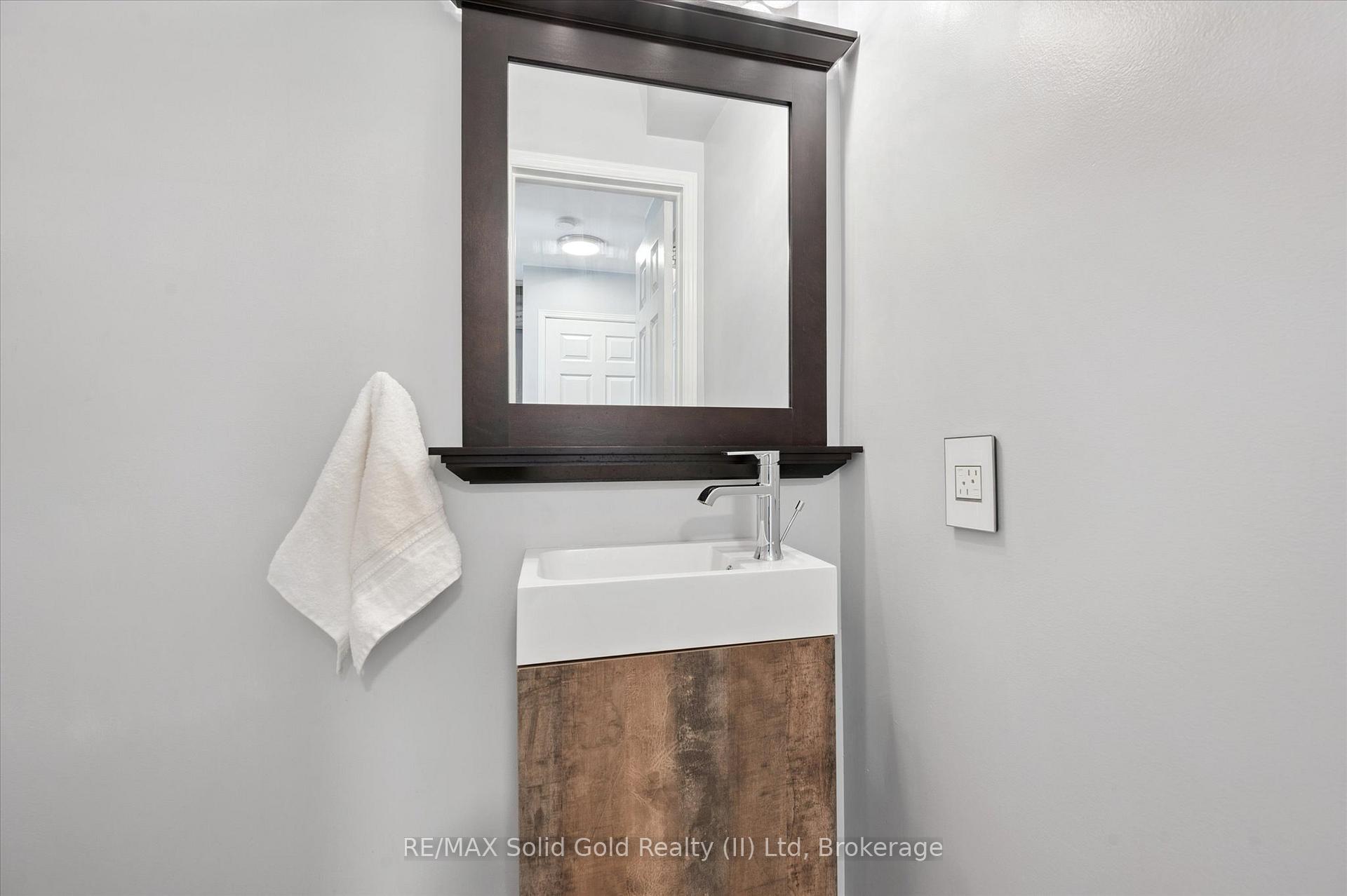 Photo 14 of Unit 12, 210 Highland Crescent, Kitchener — HOMEH