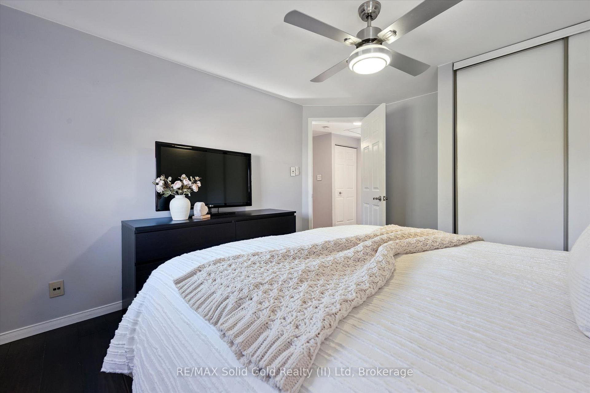 Photo 16 of Unit 12, 210 Highland Crescent, Kitchener — HOMEH