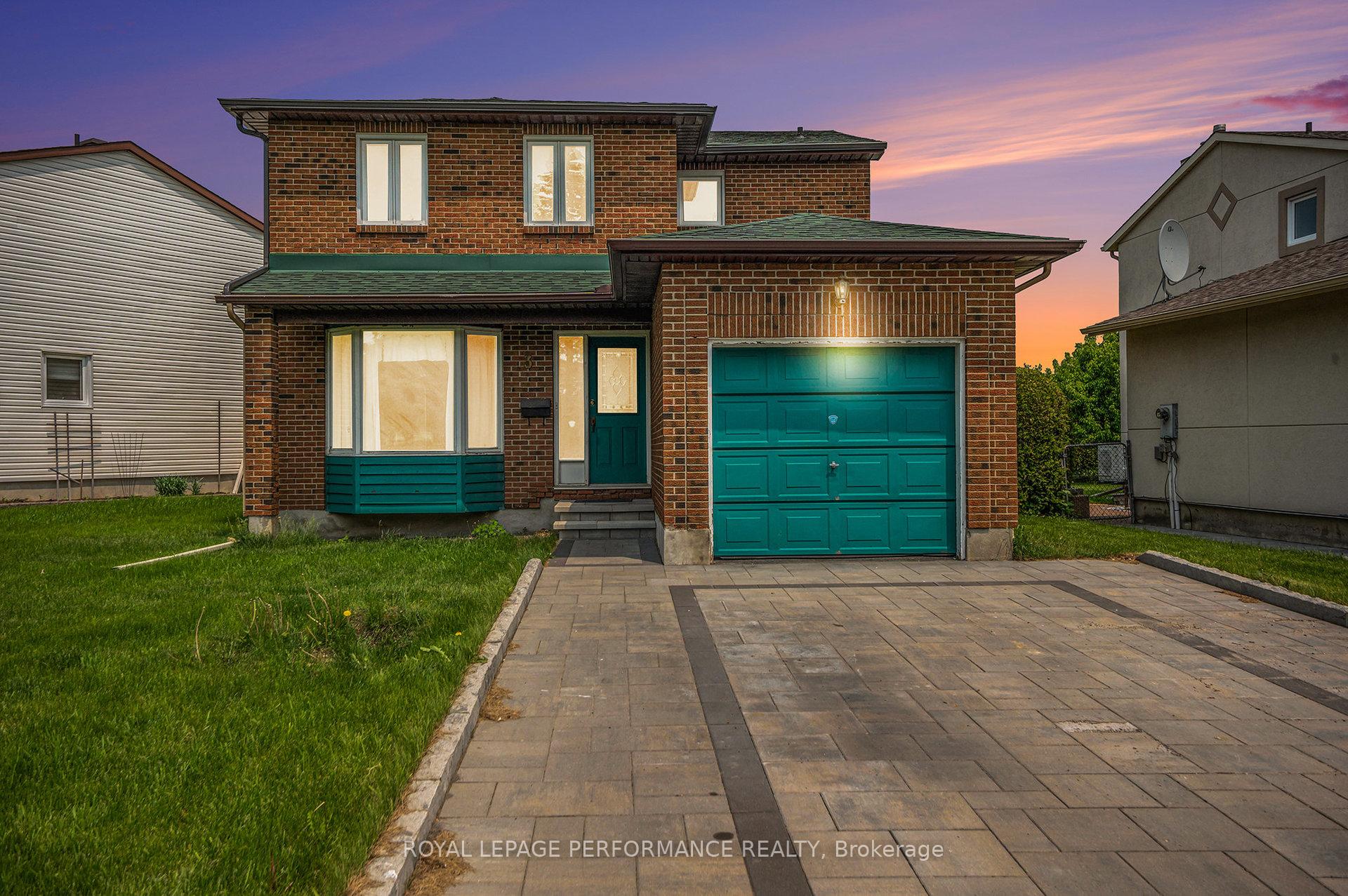 Photo 1 of 3 Four Seasons Drive, Ottawa, Borden Farm/Stewart Farm/Carleton Heights/Parkwood Hills — HOMEH