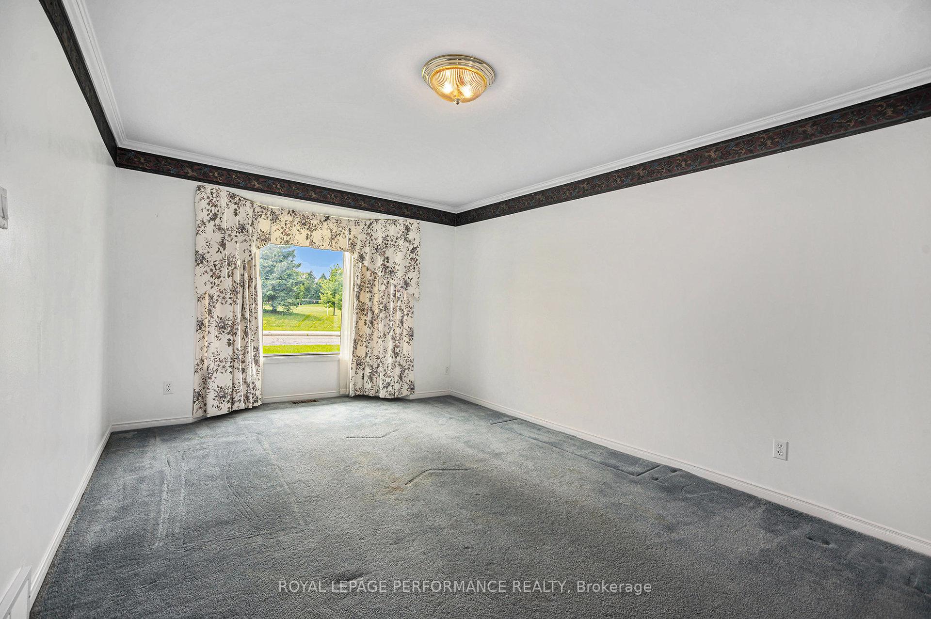 Photo 7 of 3 Four Seasons Drive, Ottawa, Borden Farm/Stewart Farm/Carleton Heights/Parkwood Hills — HOMEH