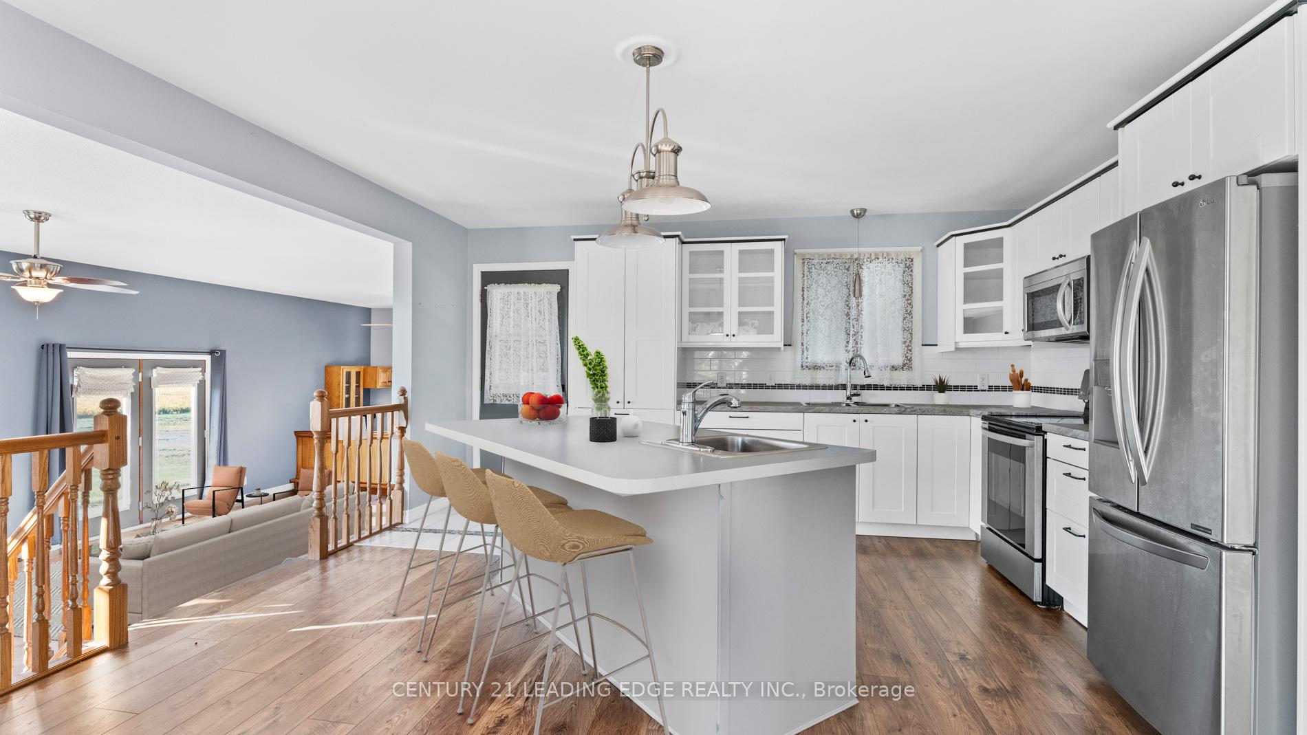Photo 2 of 3125 Highway 37, Belleville, Thurlow Ward — HOMEH