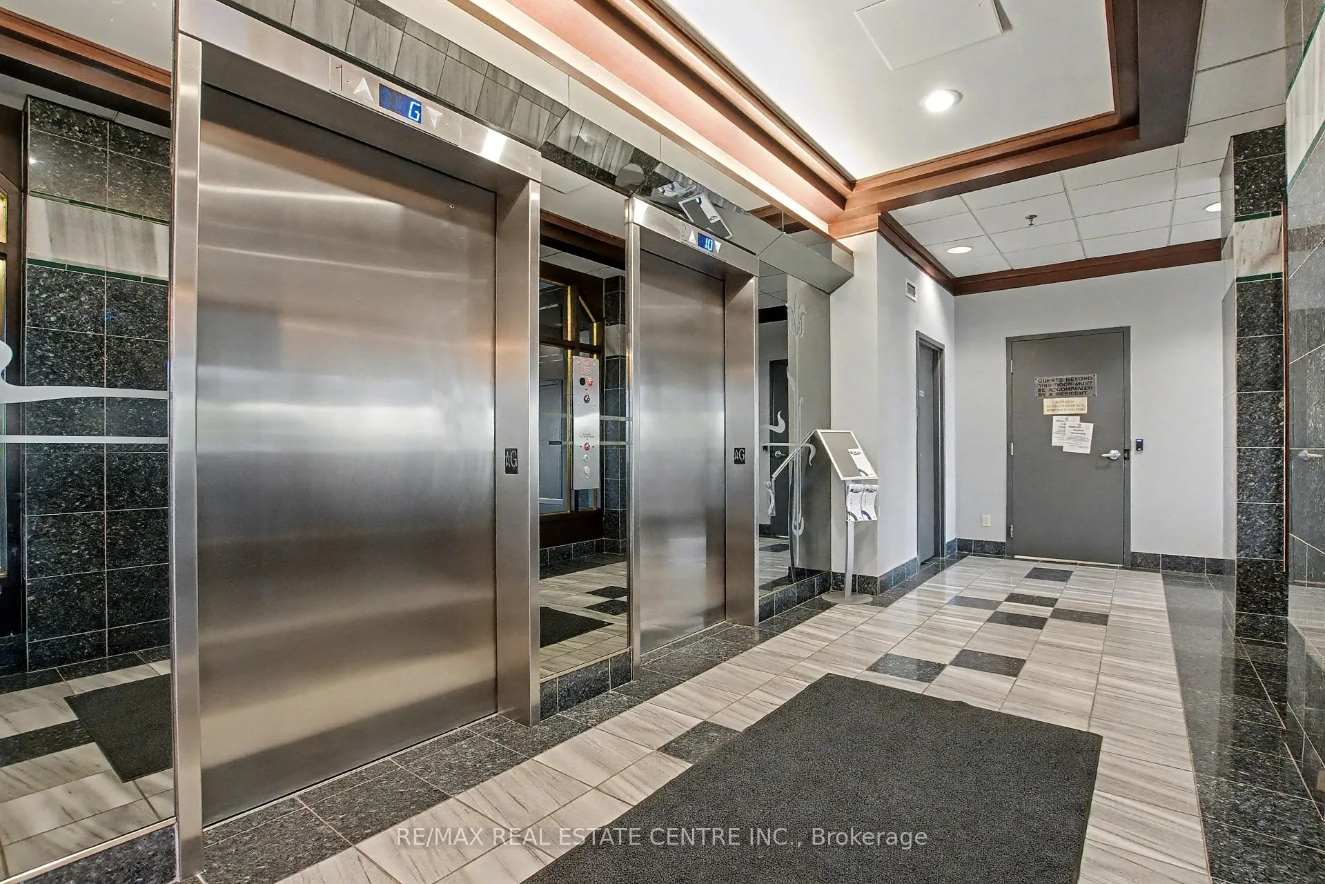 Photo 5 of Unit 1801, 190 Hespeler Road, Cambridge — HOMEH
