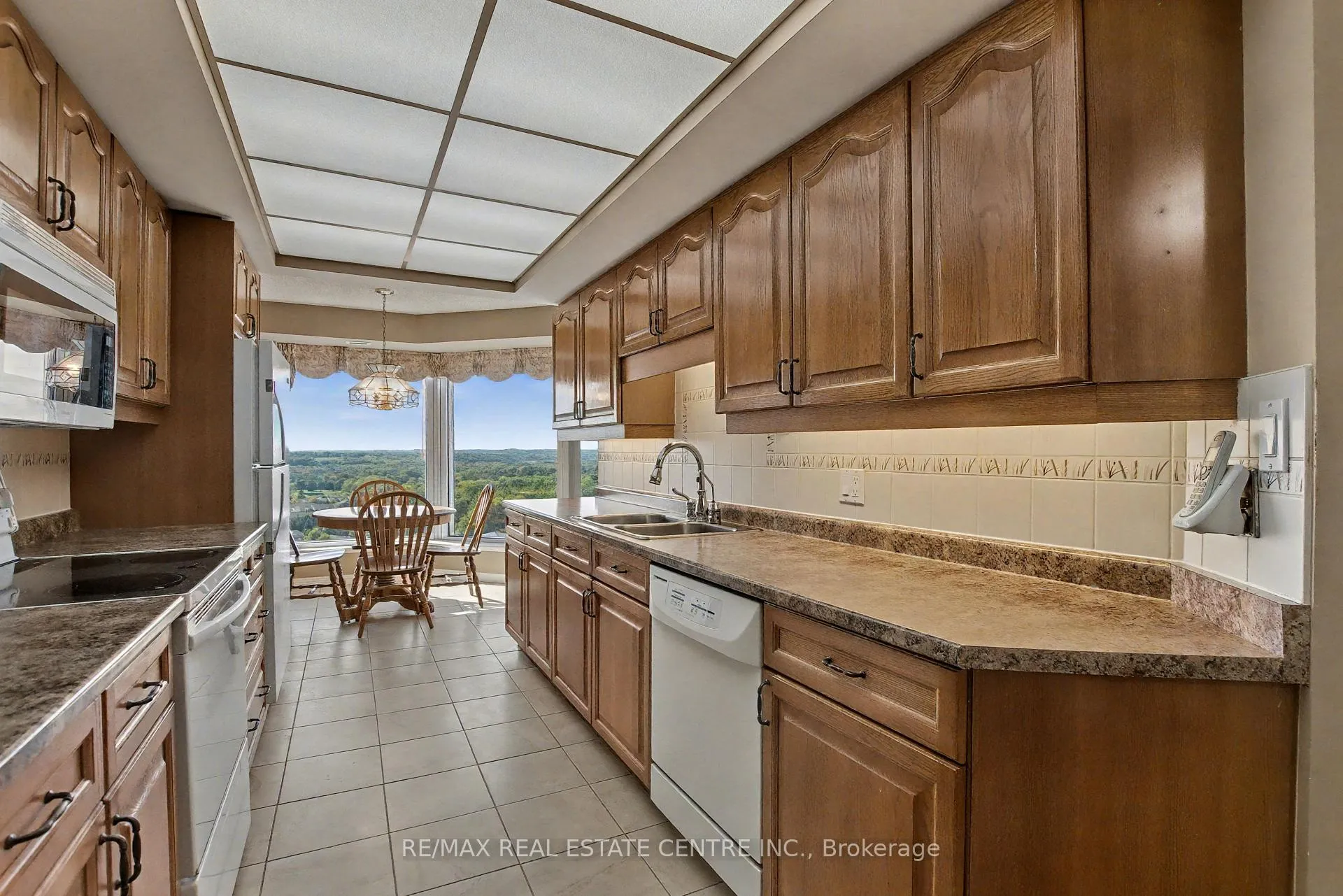 Photo 14 of Unit 1801, 190 Hespeler Road, Cambridge — HOMEH