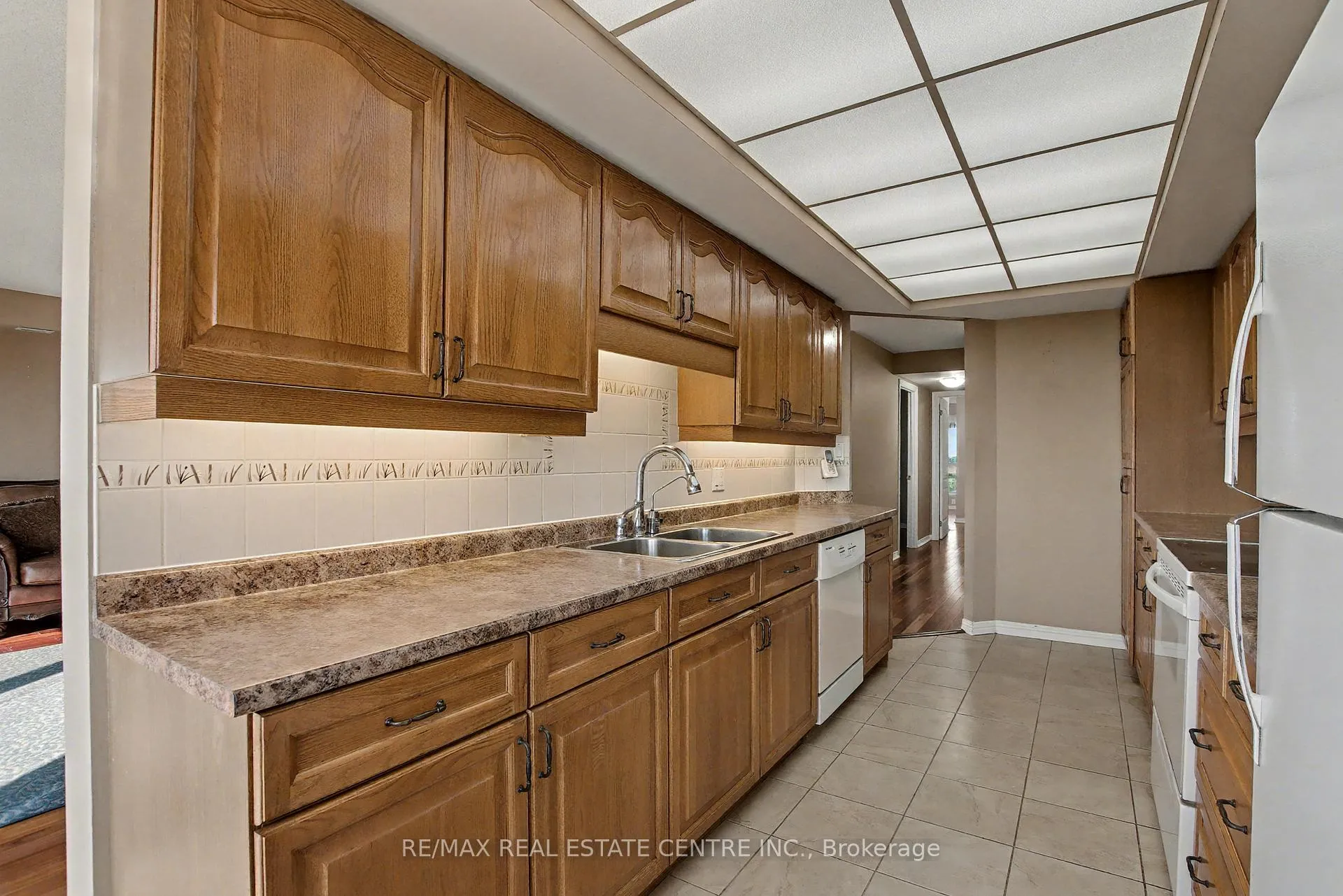 Photo 16 of Unit 1801, 190 Hespeler Road, Cambridge — HOMEH