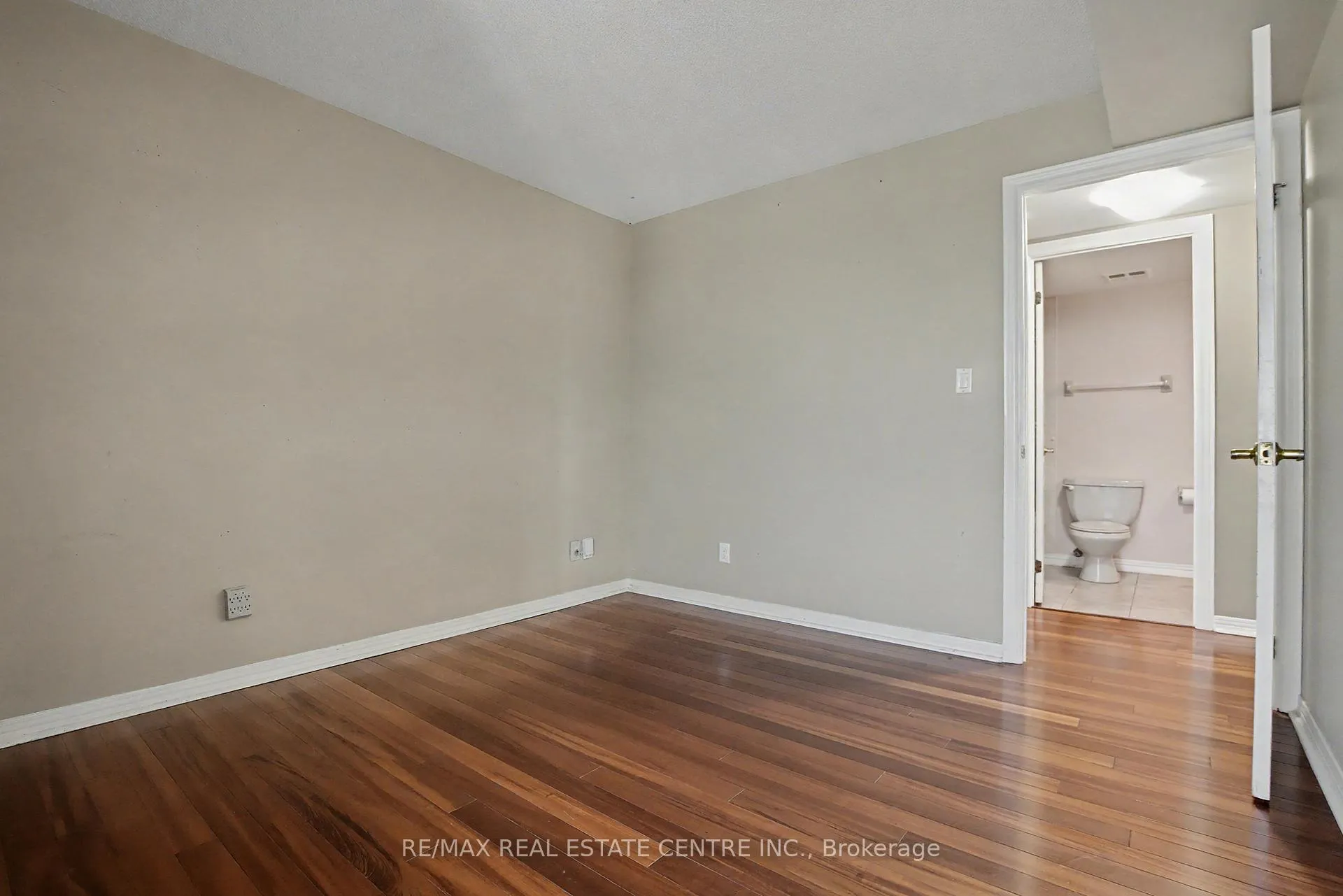 Photo 22 of Unit 1801, 190 Hespeler Road, Cambridge — HOMEH