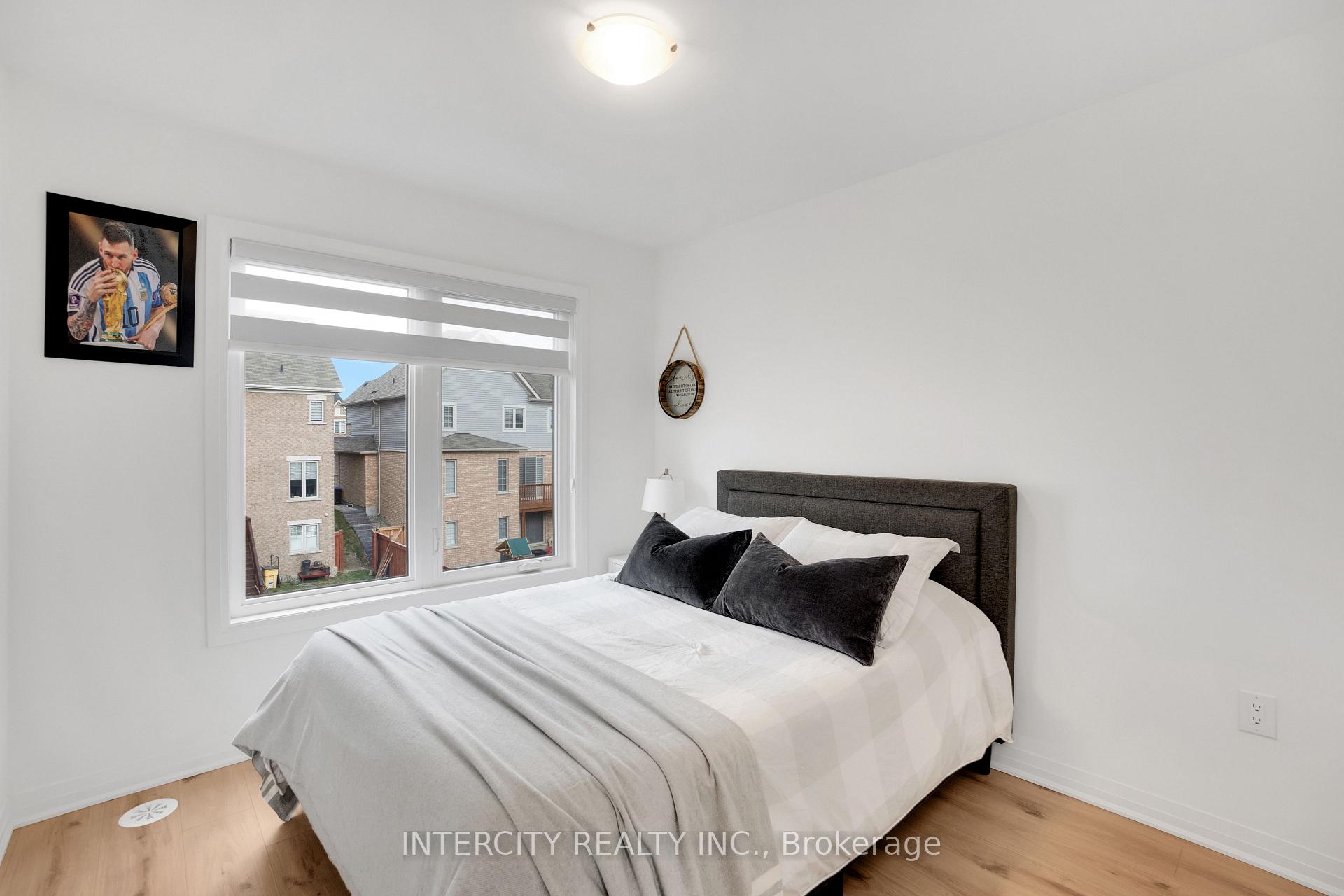 Photo 21 of 12 Totten Trail, New Tecumseth, Tottenham — HOMEH