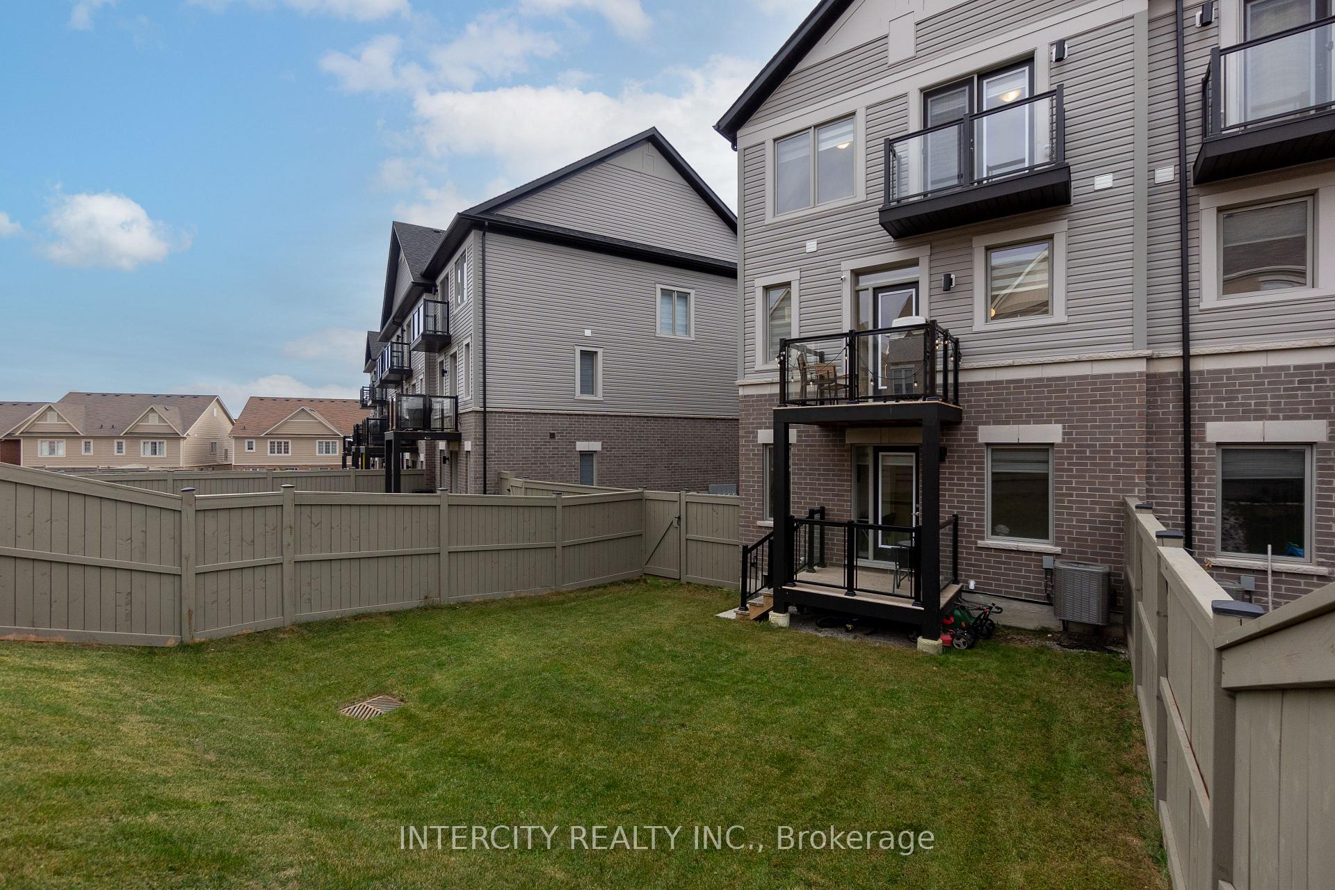 Photo 31 of 12 Totten Trail, New Tecumseth, Tottenham — HOMEH