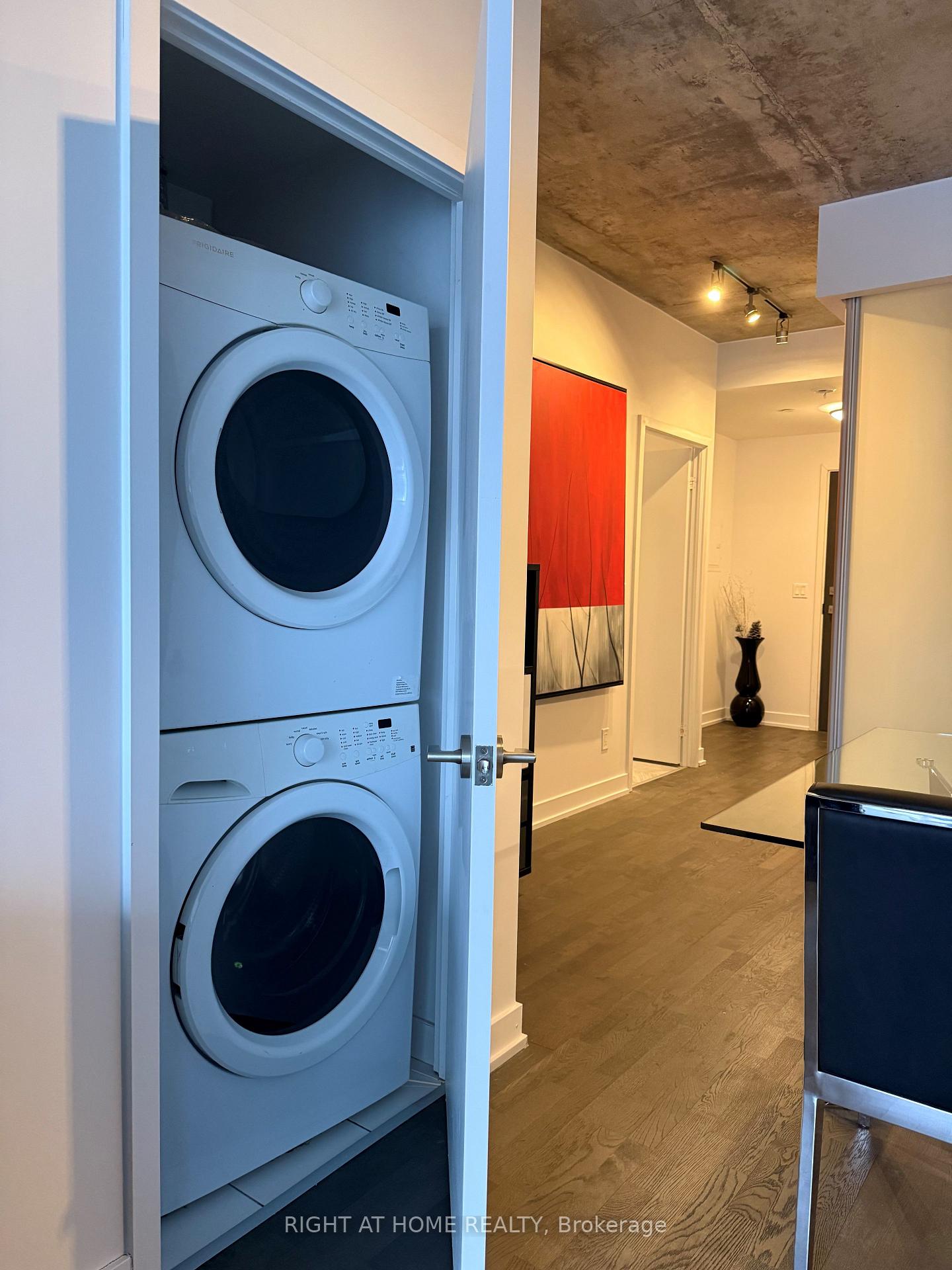 Photo 10 of Unit 306, 1238 Dundas Street E, Toronto, South Riverdale — HOMEH