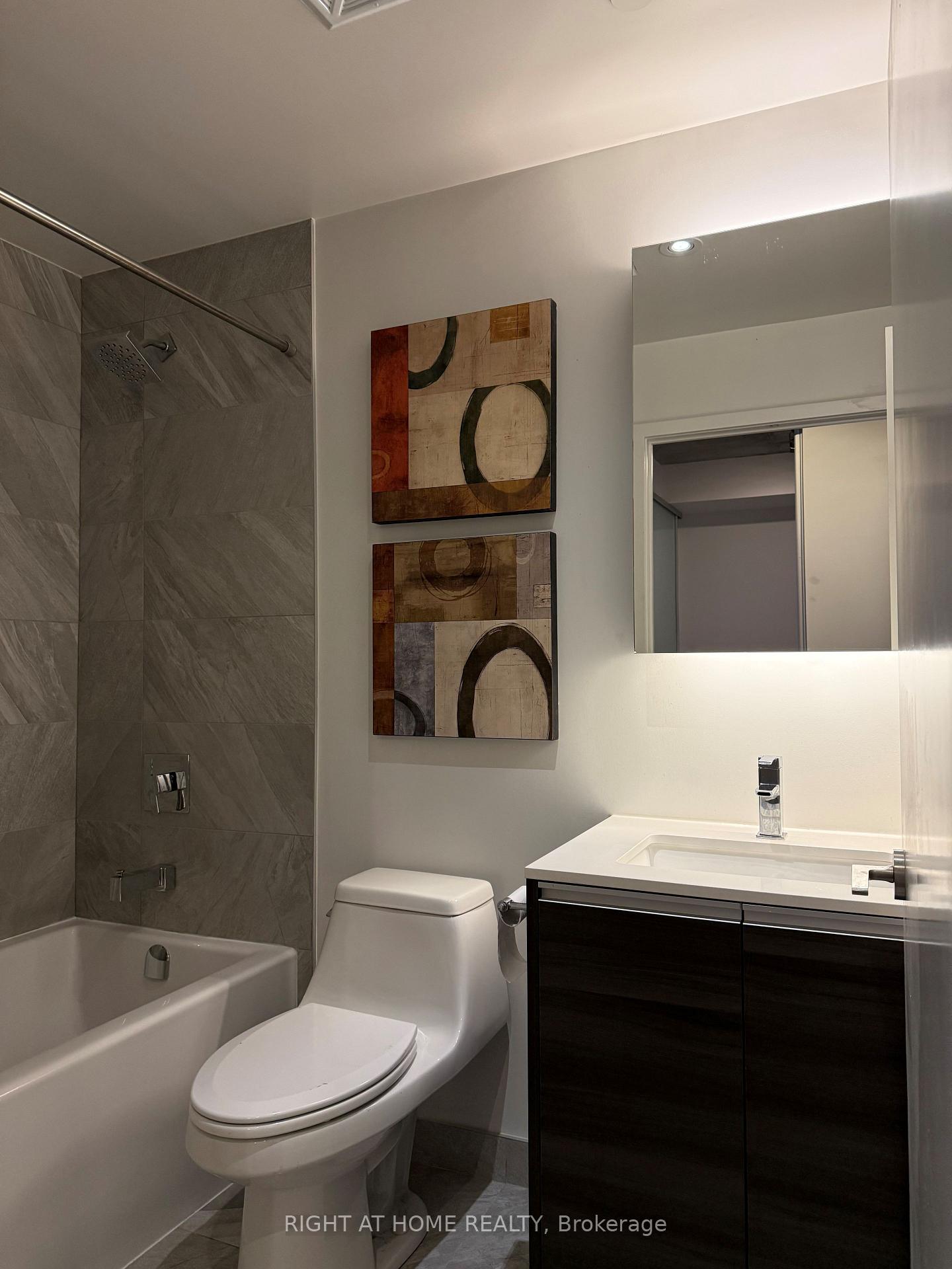 Photo 11 of Unit 306, 1238 Dundas Street E, Toronto, South Riverdale — HOMEH