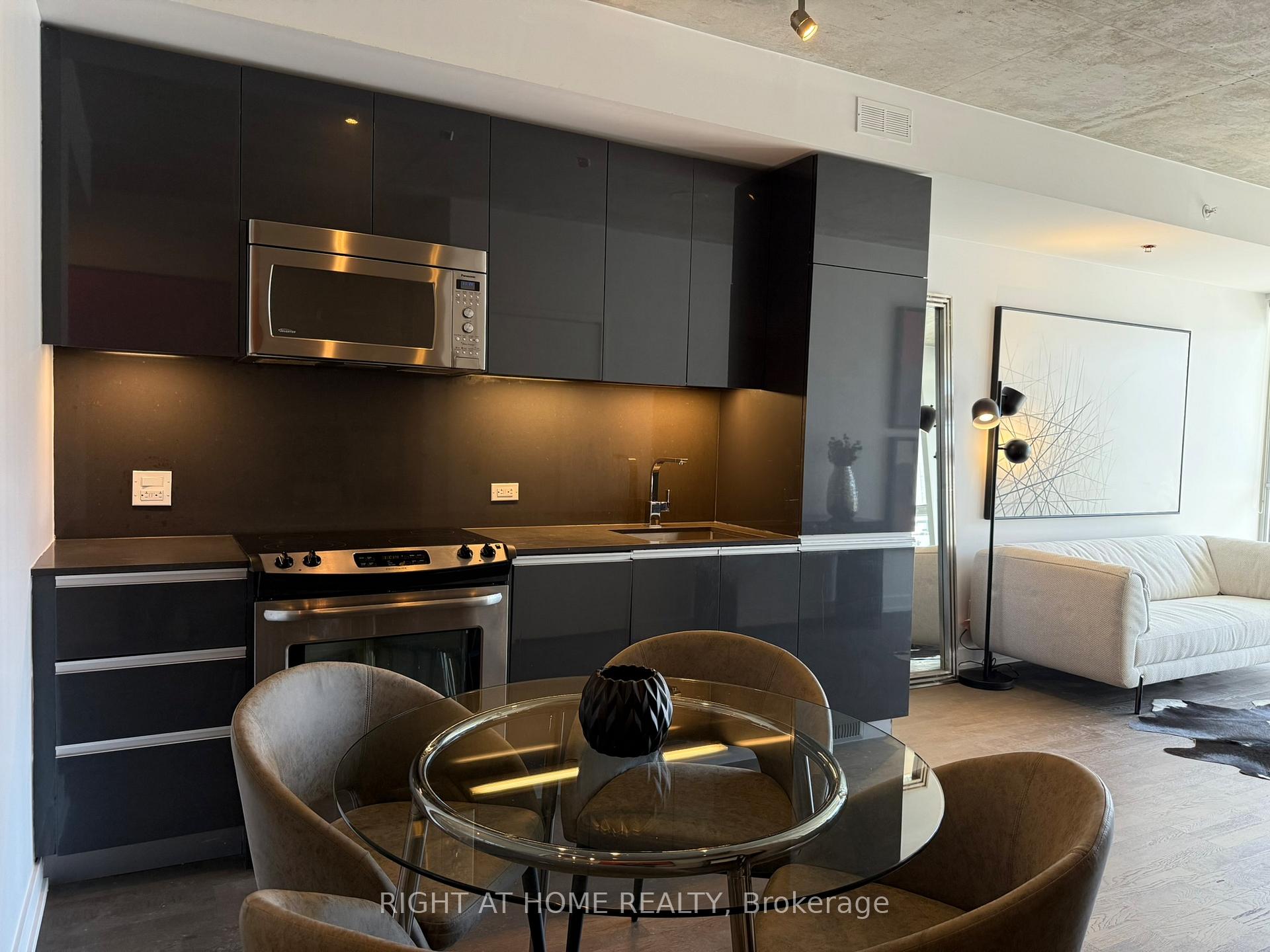 Photo 14 of Unit 306, 1238 Dundas Street E, Toronto, South Riverdale — HOMEH
