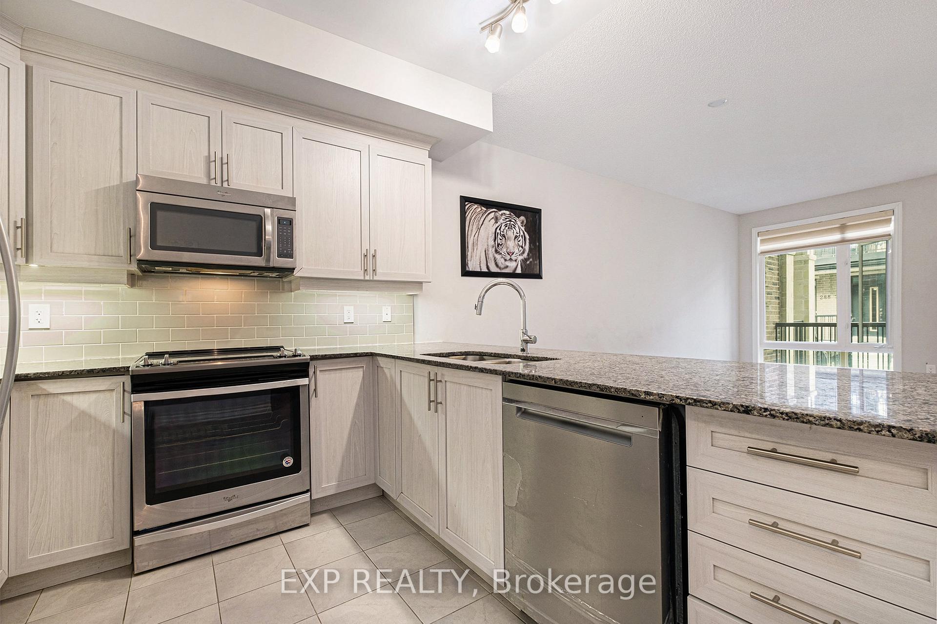 Photo 11 of 274 Pembina Private, Ottawa, Riverside South/Gloucester Glen — HOMEH