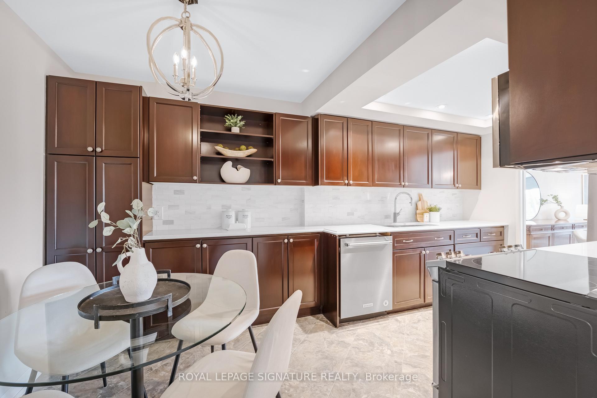 Photo 7 of Unit 603, 205 Wynford Drive, Toronto, Flemingdon Park — HOMEH