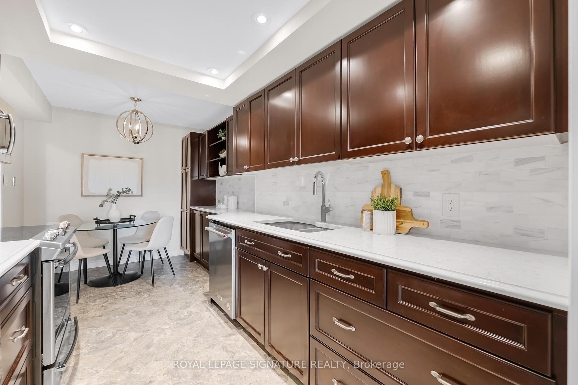 Photo 9 of Unit 603, 205 Wynford Drive, Toronto, Flemingdon Park — HOMEH