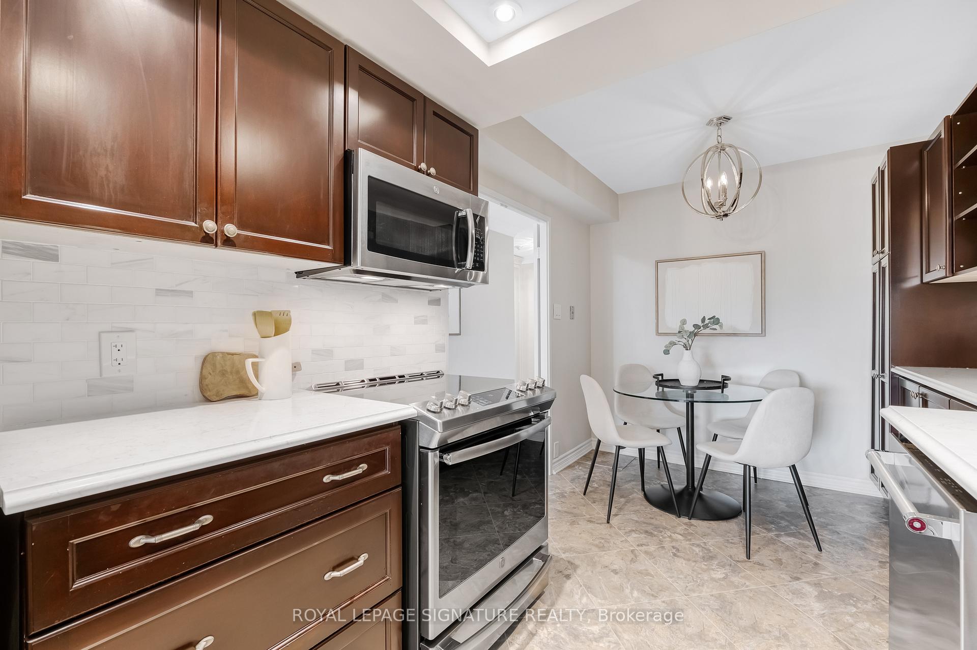 Photo 10 of Unit 603, 205 Wynford Drive, Toronto, Flemingdon Park — HOMEH