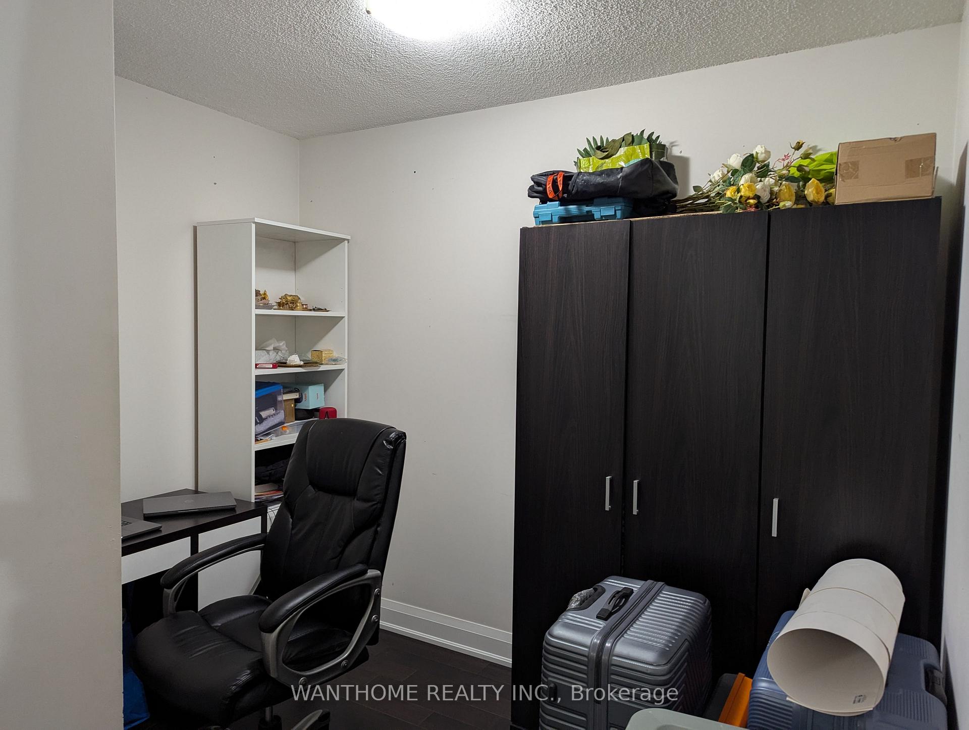 Photo 11 of Unit 505, 1 Uptown Drive, Markham, Unionville — HOMEH