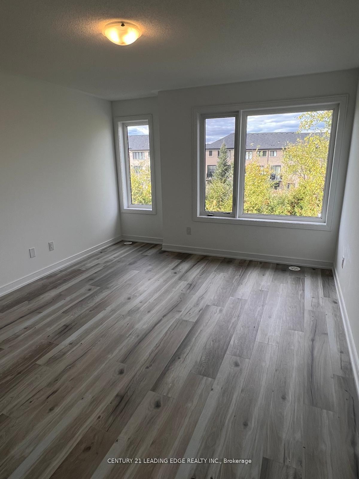 Photo 8 of Unit 86, 41 Appletree Lane, Barrie, Innis-Shore — HOMEH