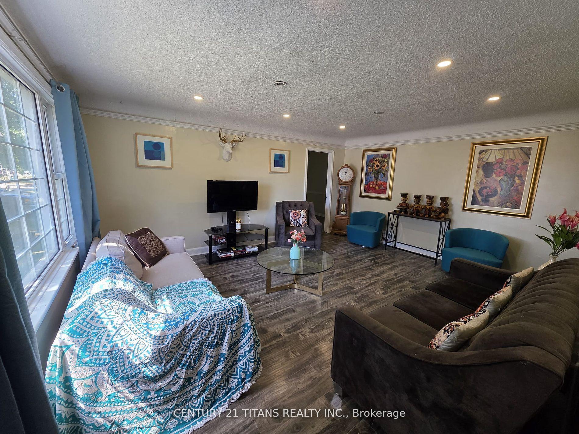 Photo 2 of 1604 Highway No. 2 Road, Clarington, Courtice — HOMEH