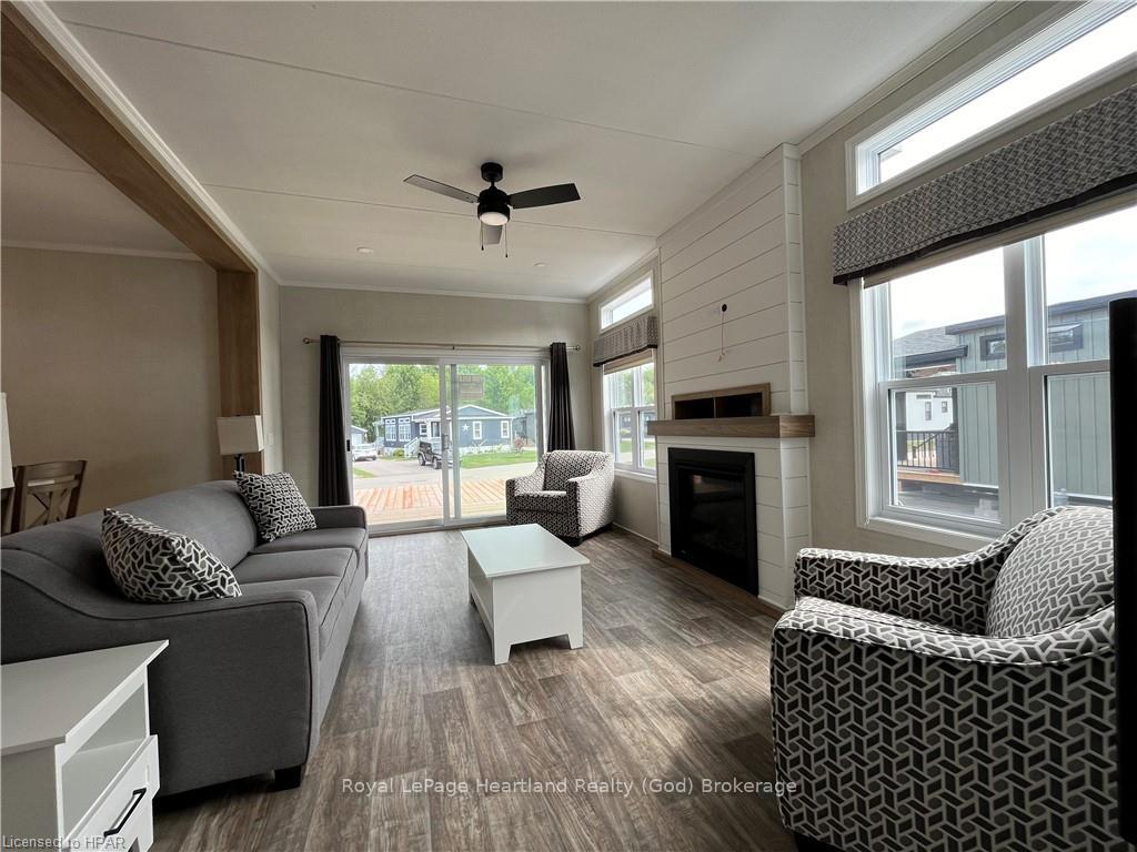 Photo 7 of Unit 59, 77683 Bluewater, Bluewater, Bayfield — HOMEH
