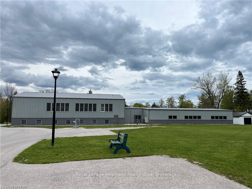 Photo 16 of Unit 59, 77683 Bluewater, Bluewater, Bayfield — HOMEH