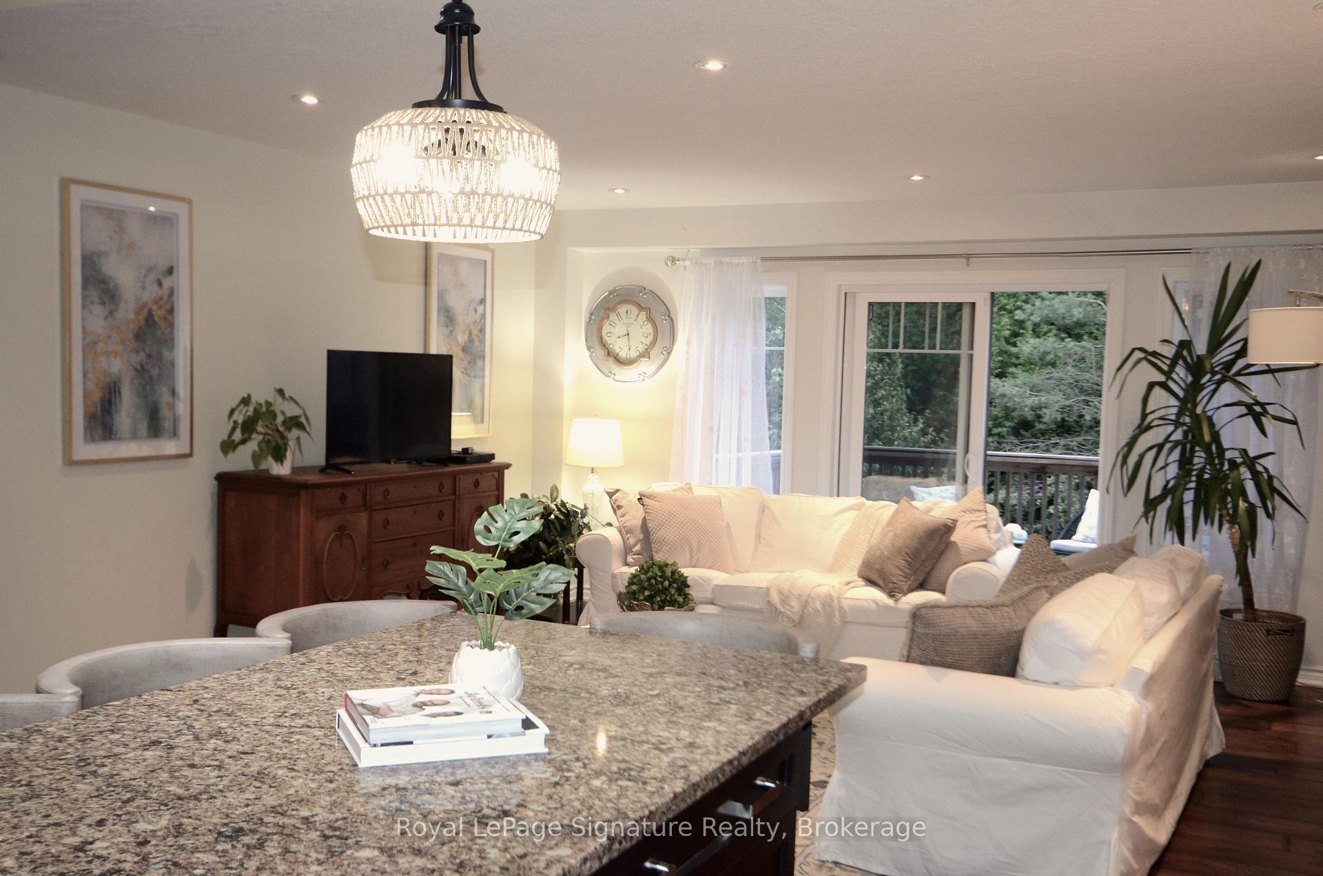 Photo 3 of 37 Conservation Way W, Collingwood — HOMEH