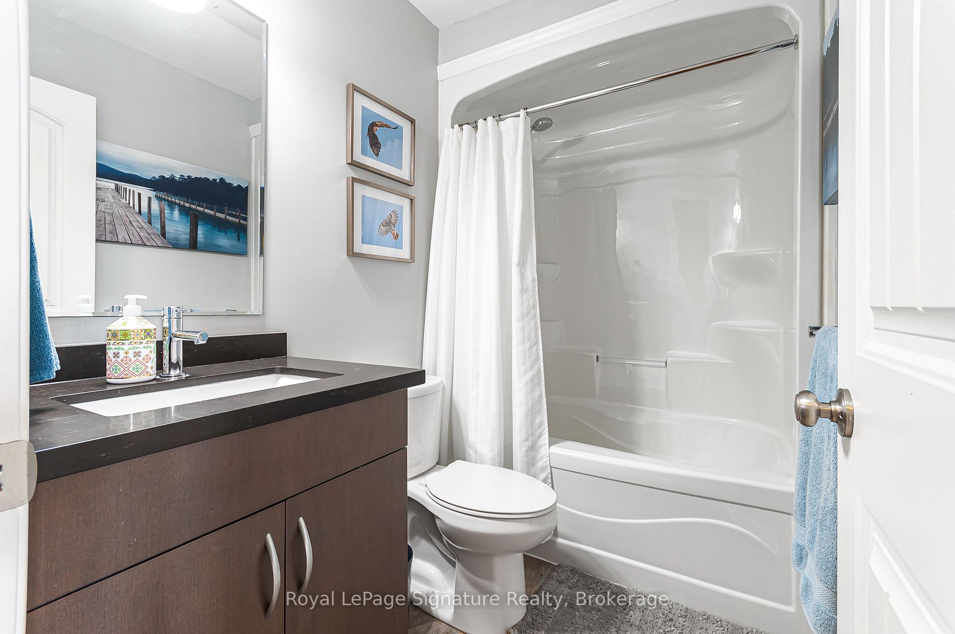 Photo 20 of 37 Conservation Way W, Collingwood — HOMEH