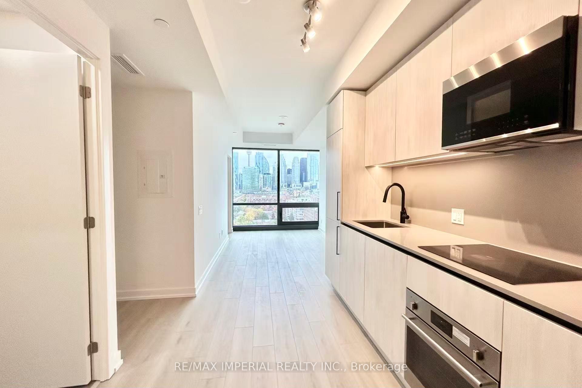Front of Unit 1505, 35 Parliament Street